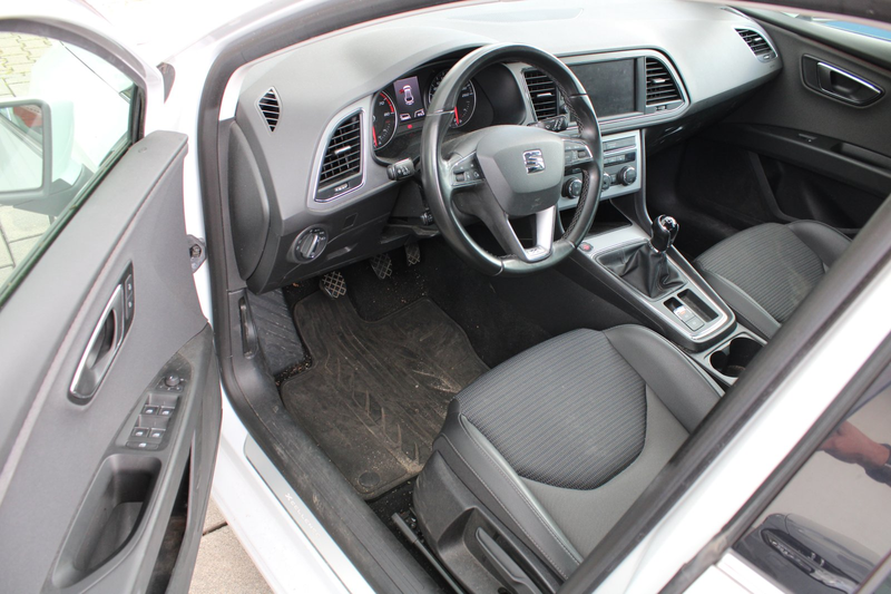 SEAT Leon ST 1.5 TSI Xcellence LED Navigation Leder ACC PDC — photo 5