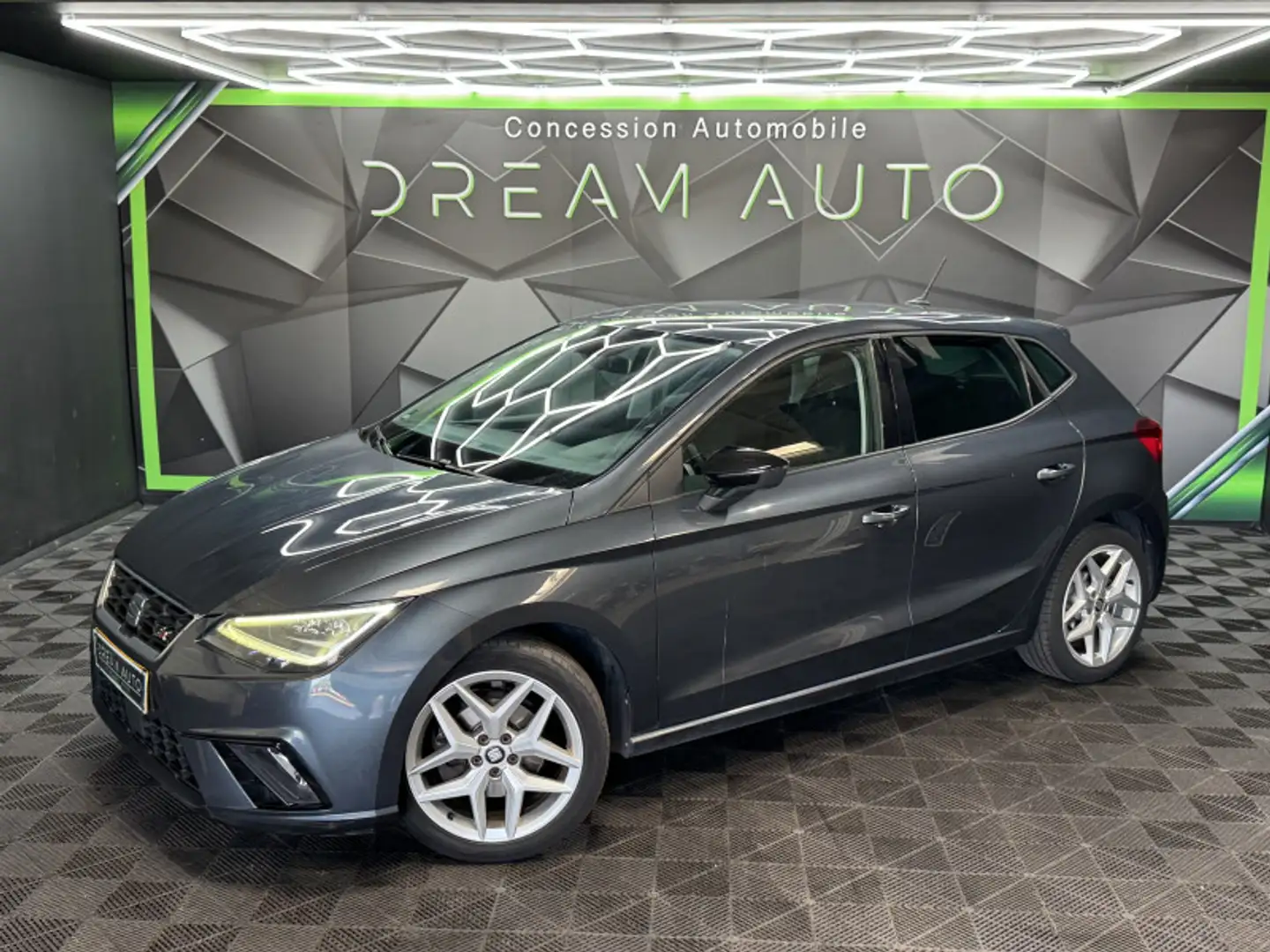 SEAT Ibiza 1.0 ECOTSI 115CH START/STOP FR EURO6D-T Gris - 1