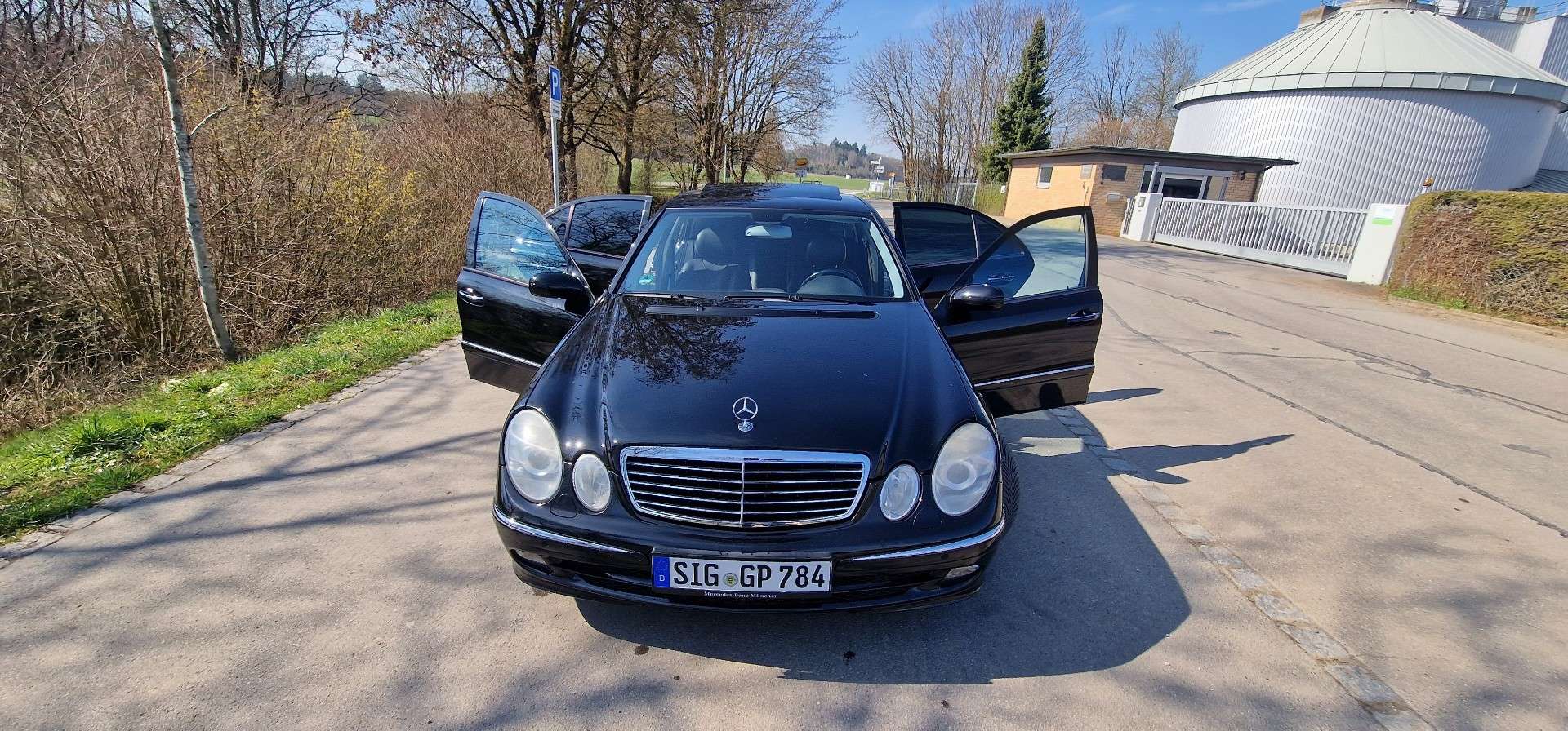 Second hand Mercedes Benz E-Class 
