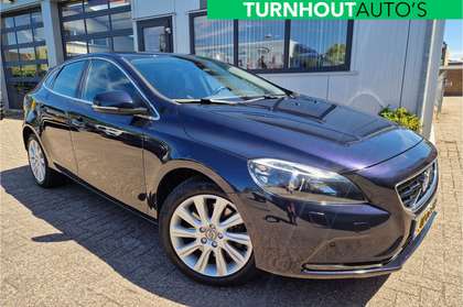 Volvo V40 1.5 T3 Momentum Camera | Verwarmd stoelen | Automa