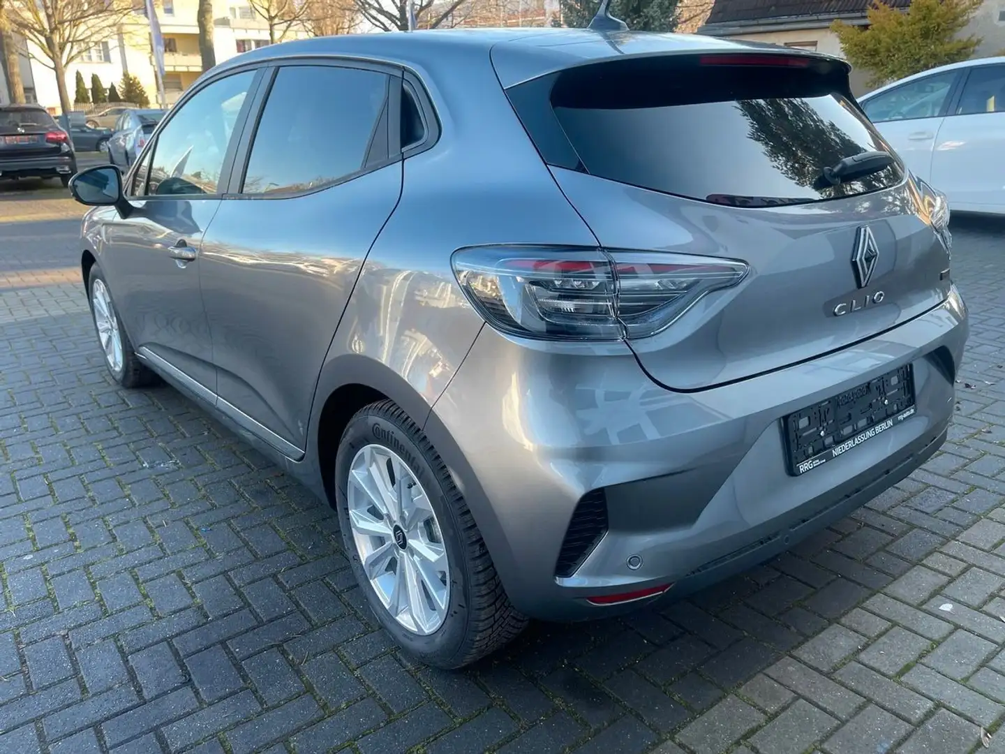 Renault Clio 1.6 Hybrid E-Tech Evolution Gris - 2