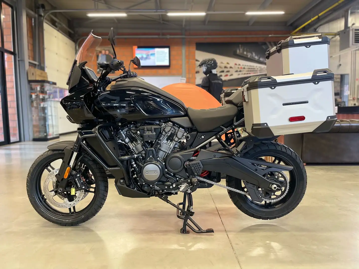 Harley-Davidson Pan America ADVENTURE TOURING RA1250 - Černá - 2