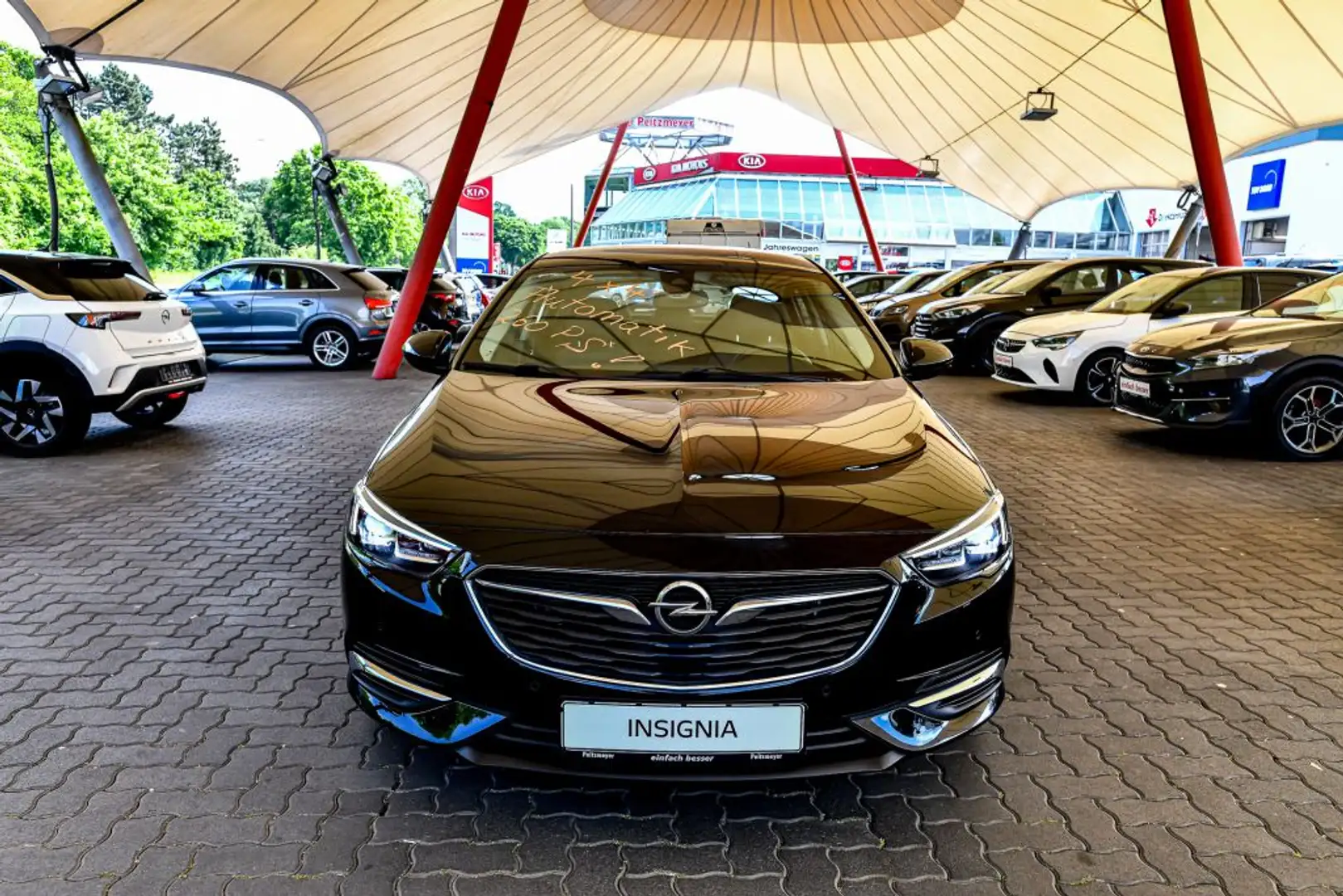 Opel Insignia Grand Sport2.0 Direct InjTurbo Aut. 4x4 Innovation Negro - 2