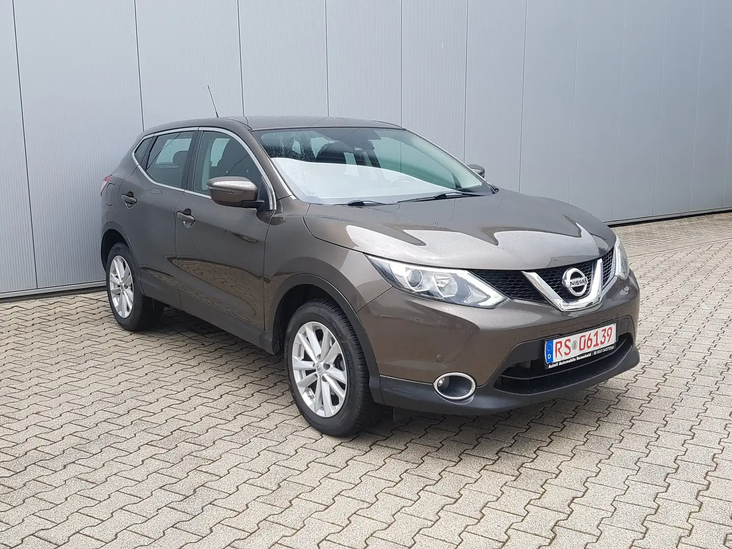 Nissan Qashqai 1.2DIG-TVISIA STEUERKETTE-INSP.NEU/TOP AUSSTATTUNG Braun - 1