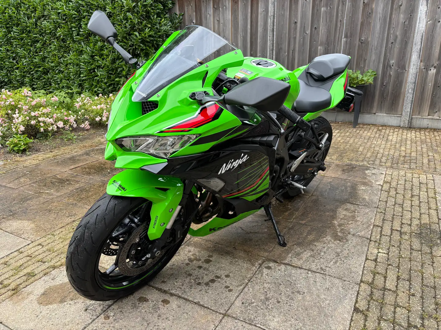 Kawasaki Ninja ZX-4RR Groen - 1