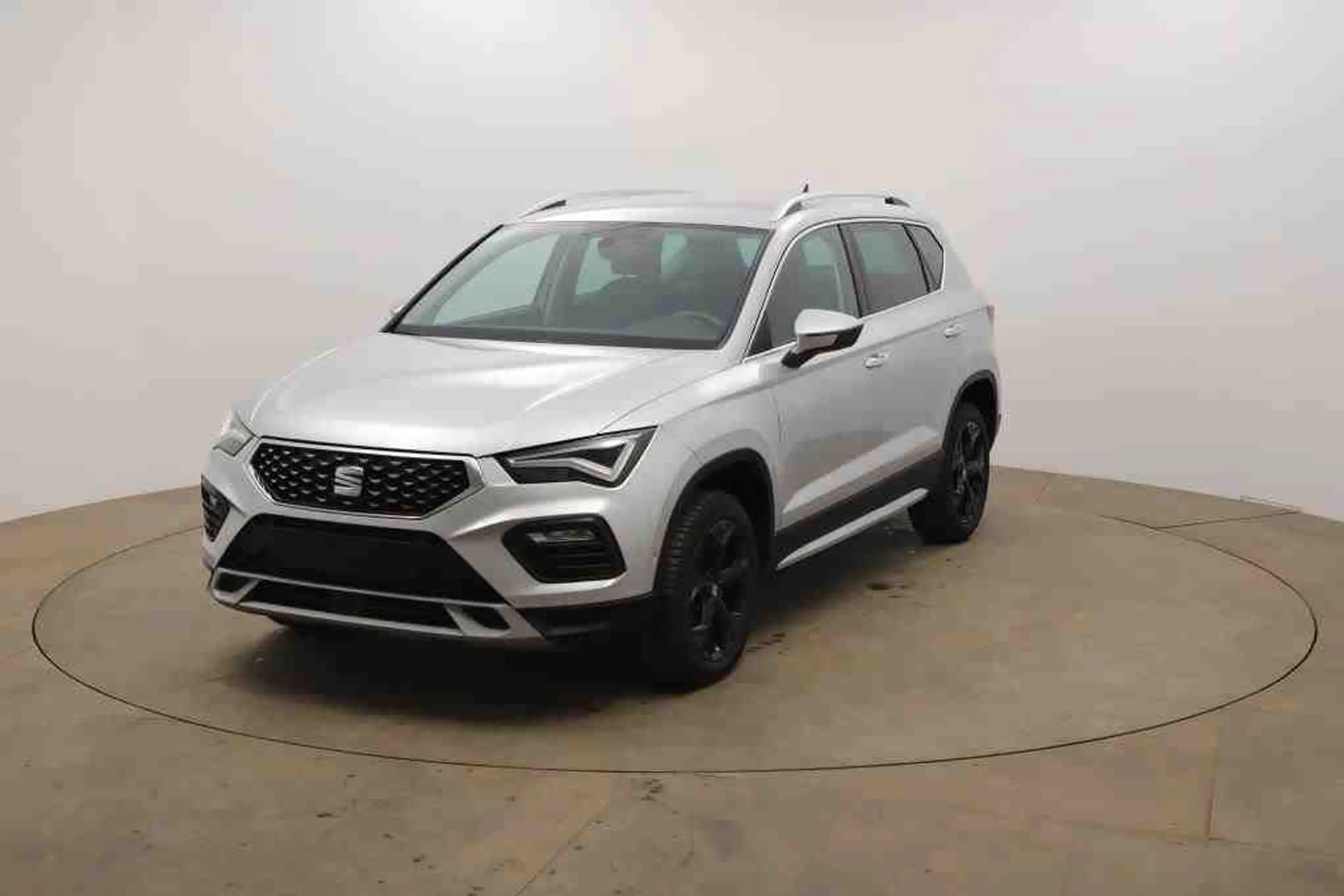 SEAT Ateca Xperience *NAVI*SHZ*LED*APP CONNECT*18 LM* — photo 2