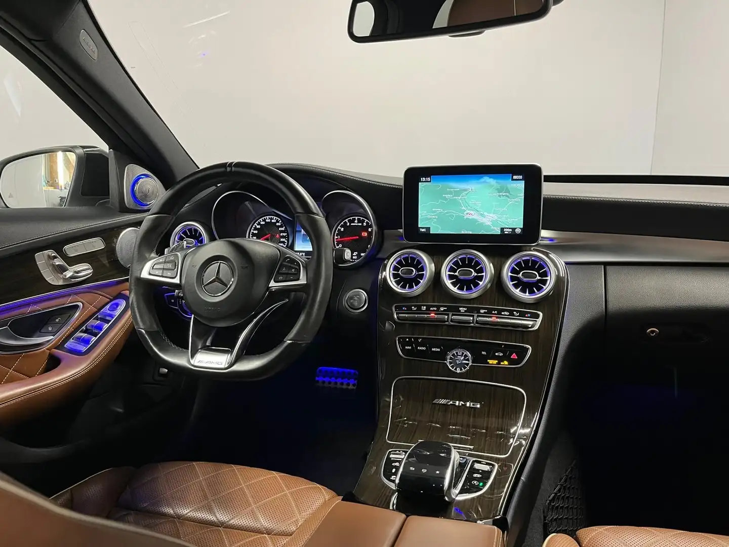 Mercedes-Benz C 63 AMG T ***Sport-Auspuffanlage (AMG Performance)*** Weiß - 2