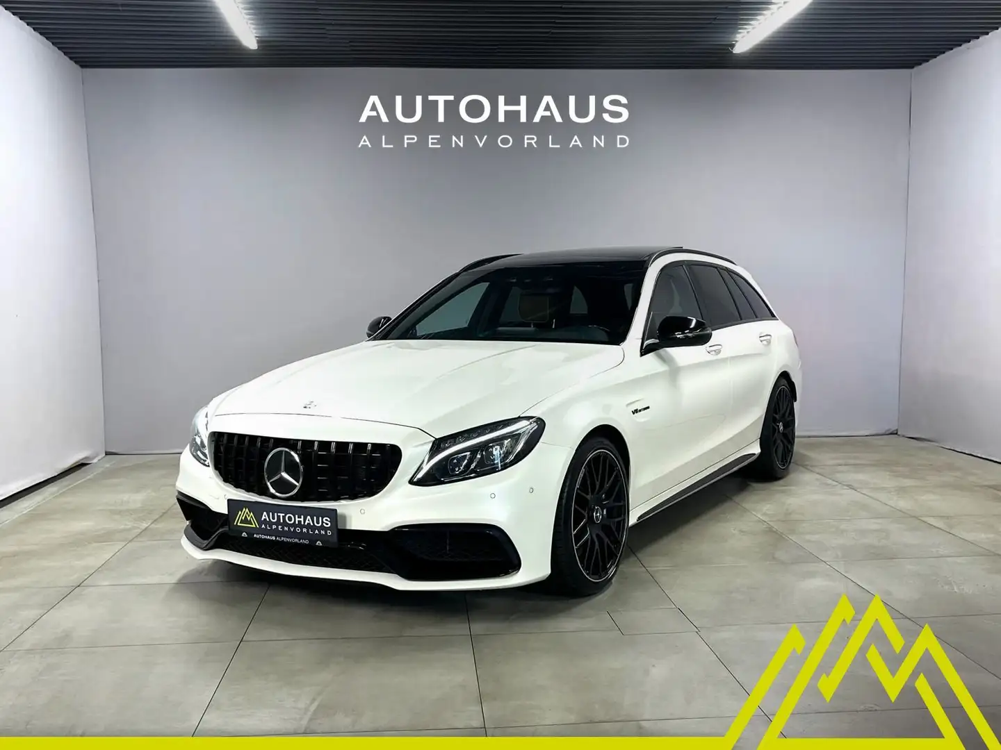 Mercedes-Benz C 63 AMG T ***Sport-Auspuffanlage (AMG Performance)*** Weiß - 1
