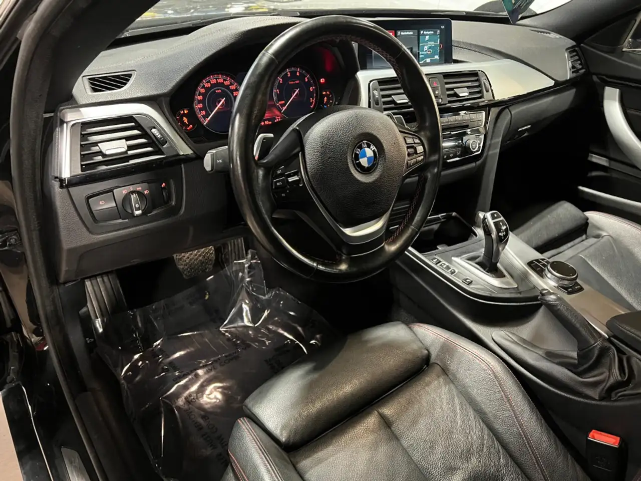 BMW 4 Series снимка BMW 4 Series