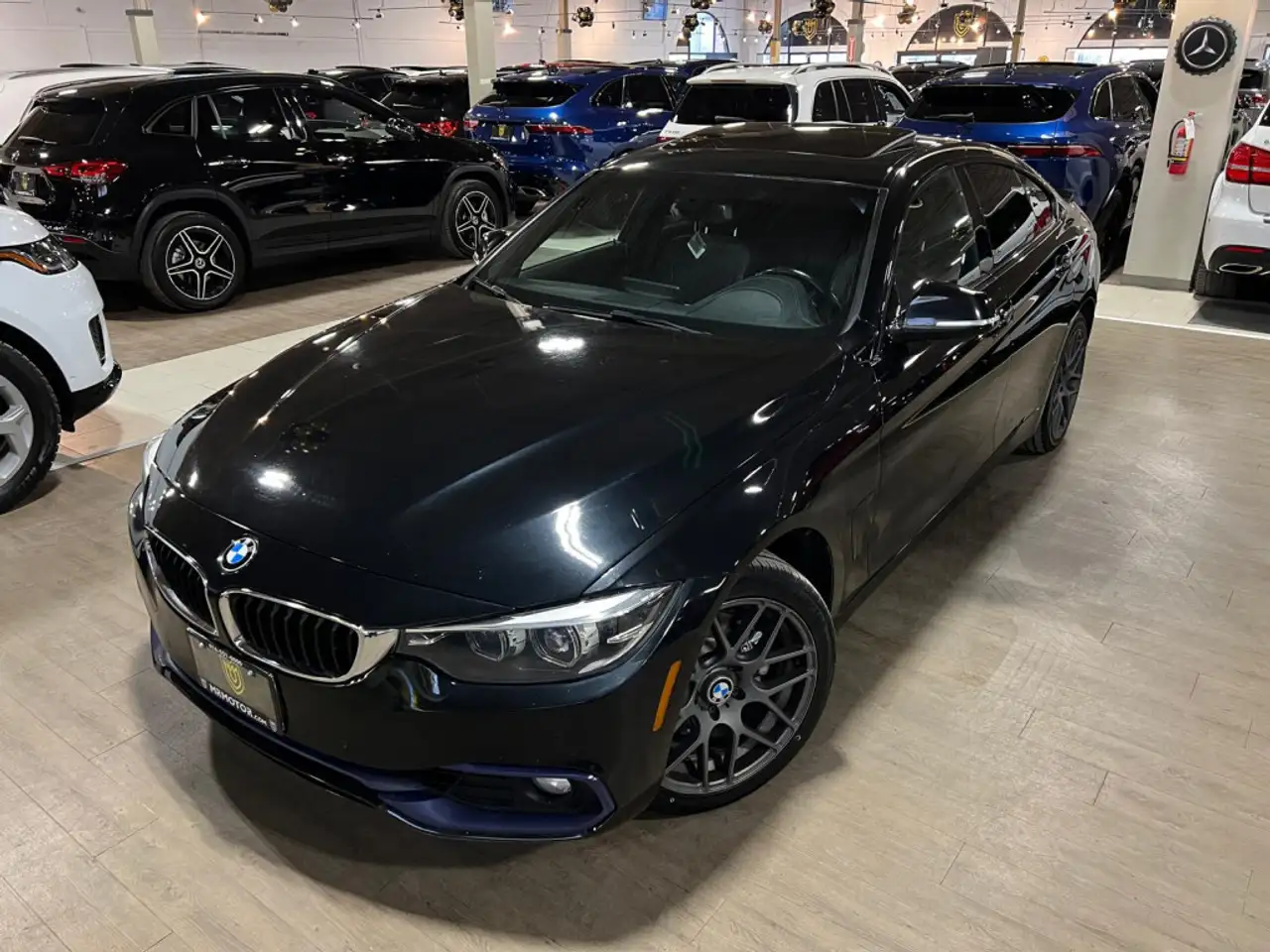 BMW 4 Series снимка BMW 4 Series