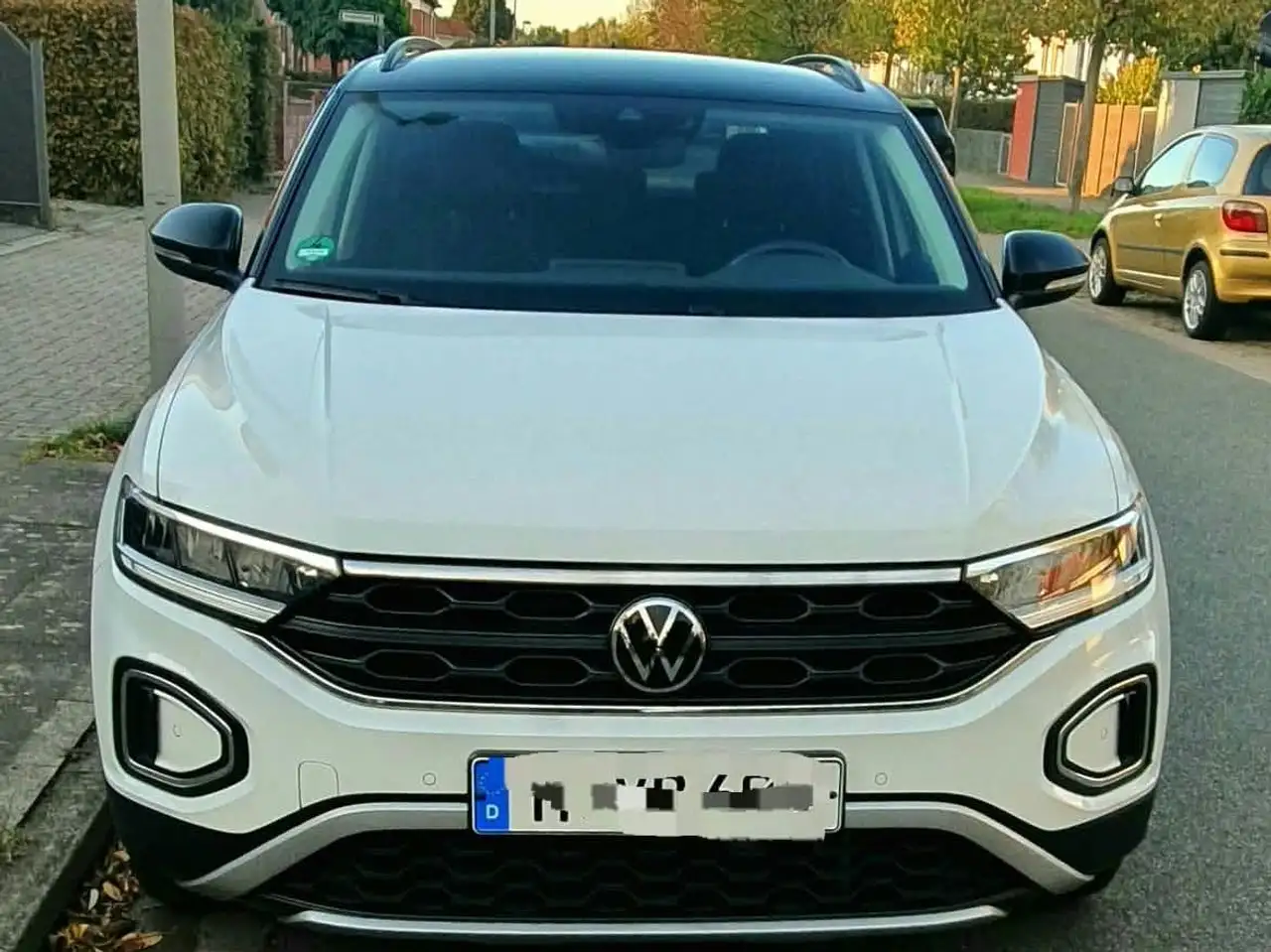 Volkswagen T-Roc, фото 1