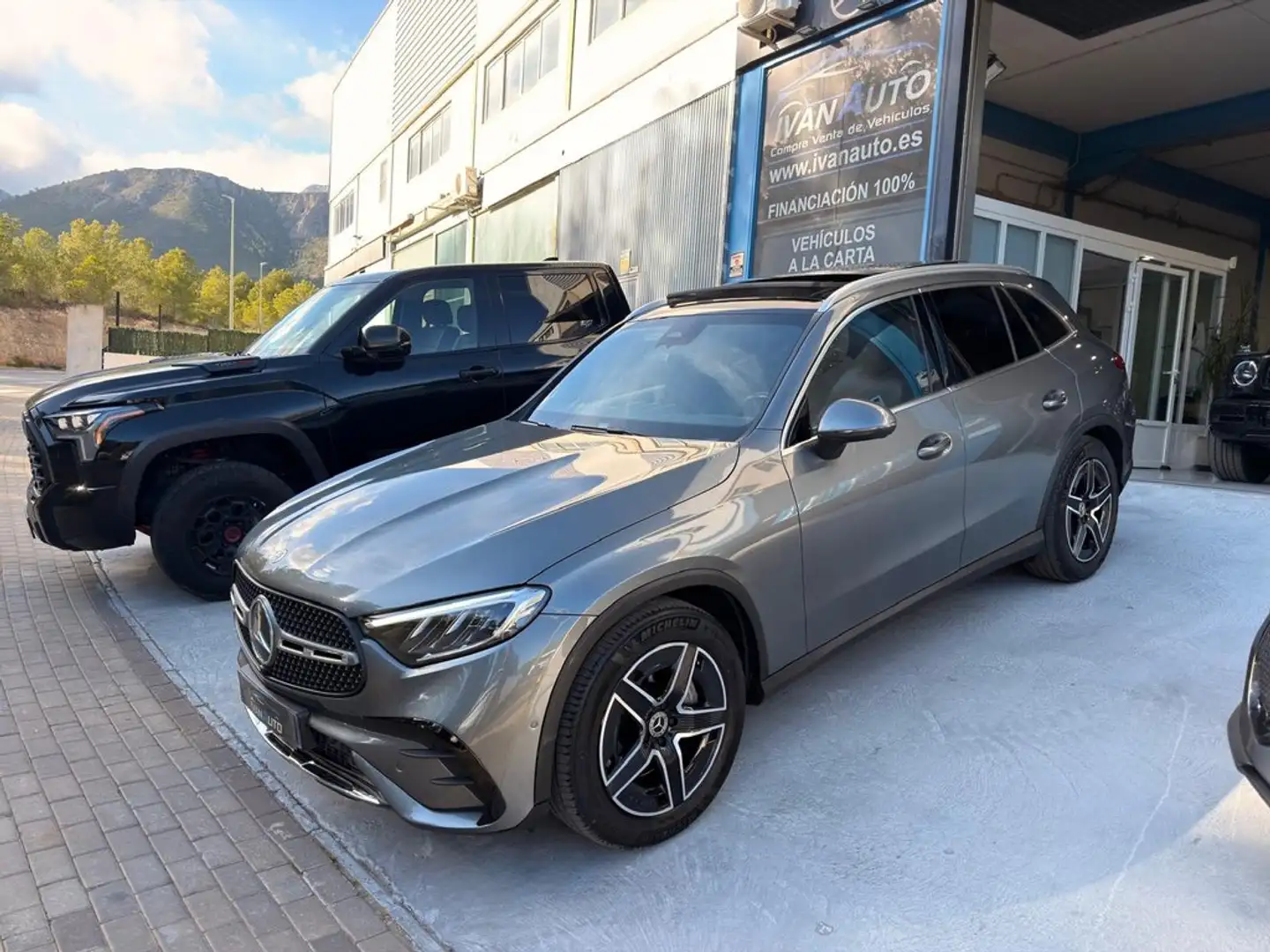 Mercedes-Benz GLC 200 4MATIC Gris - 1