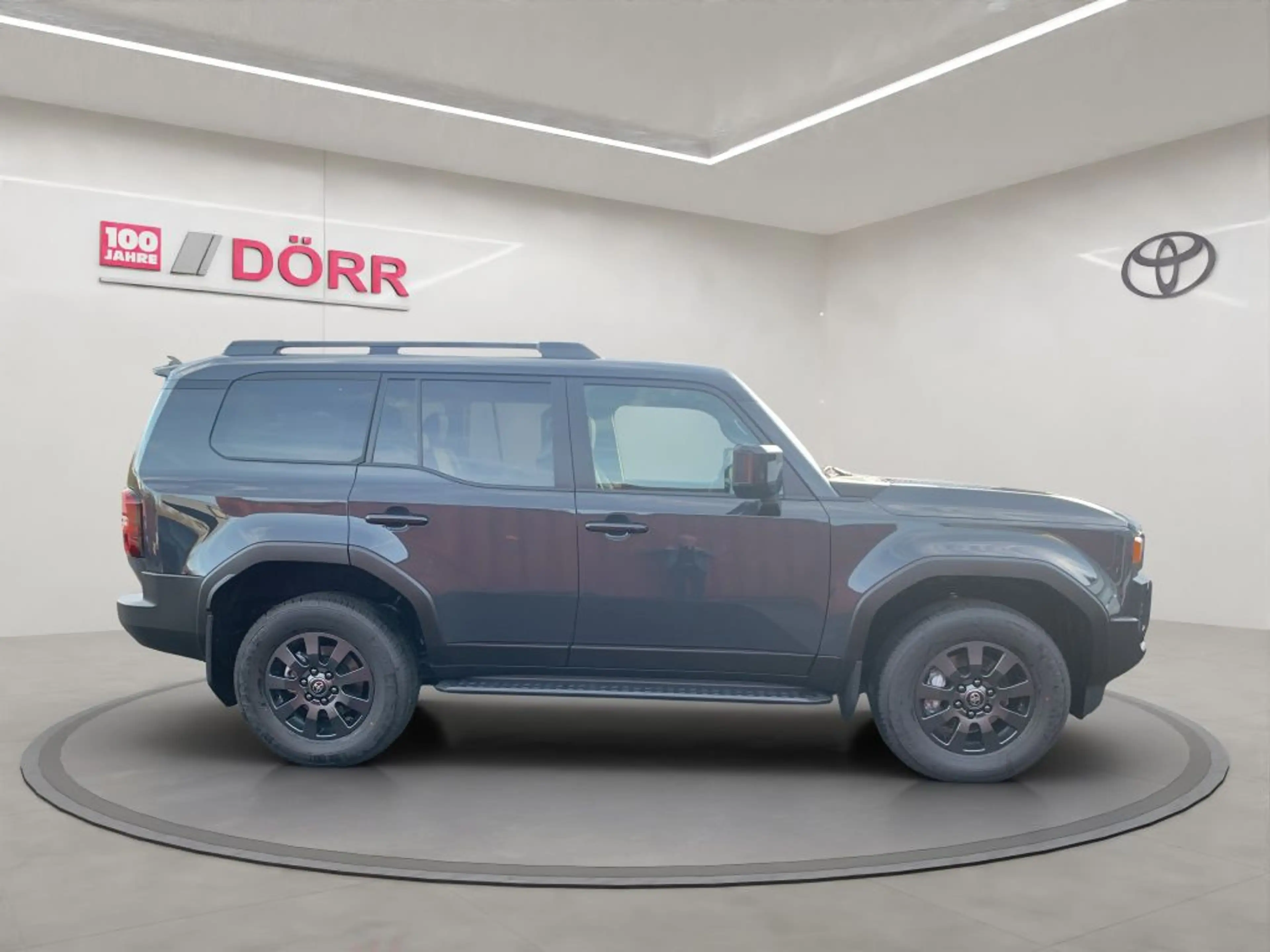 Toyota Land Cruiser 2.8 D-4D Mild-Hybrid Automatik Lounge (250/J25) — photo 6