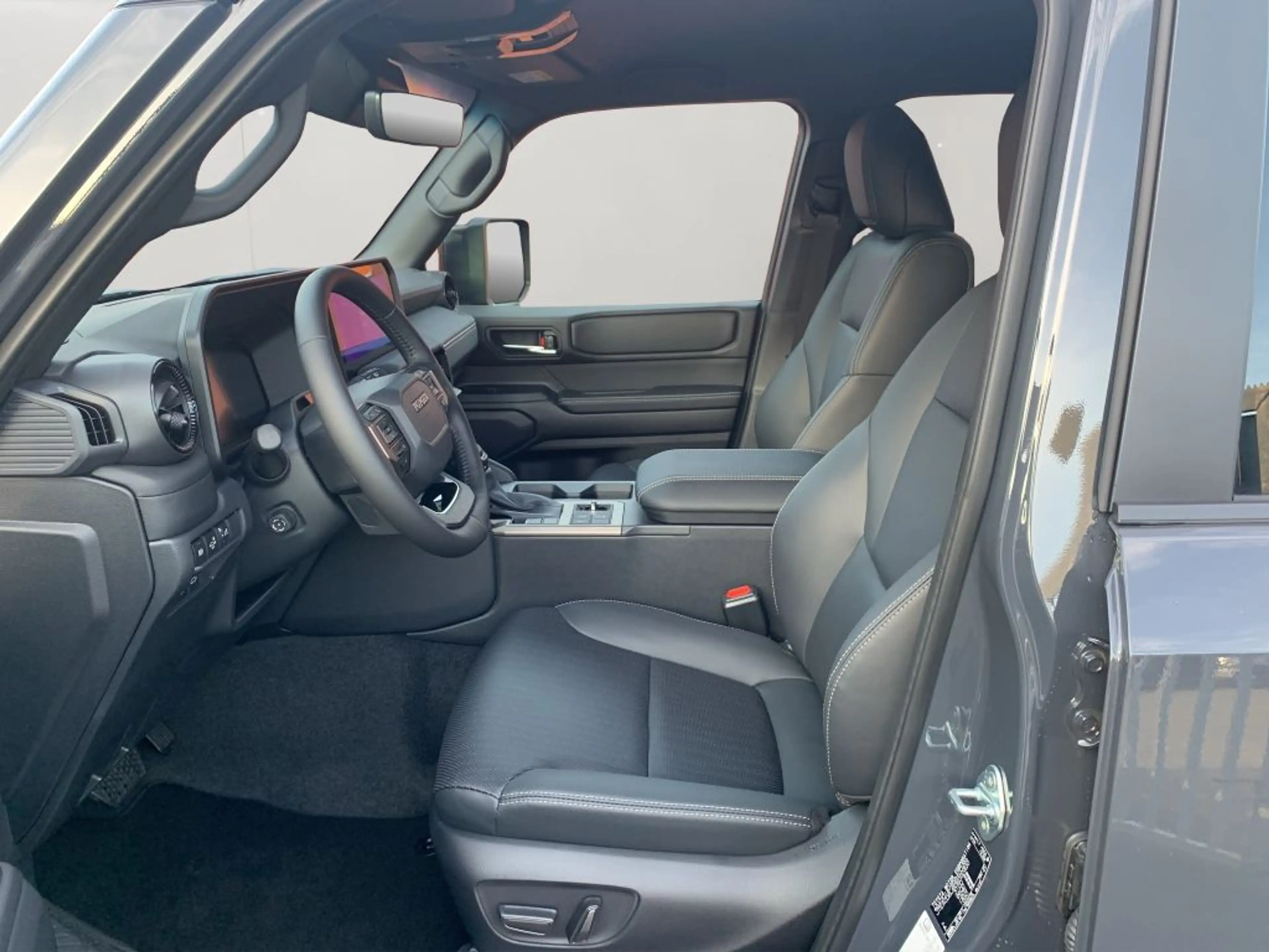 Toyota Land Cruiser 2.8 D-4D Mild-Hybrid Automatik Lounge (250/J25) — photo 10