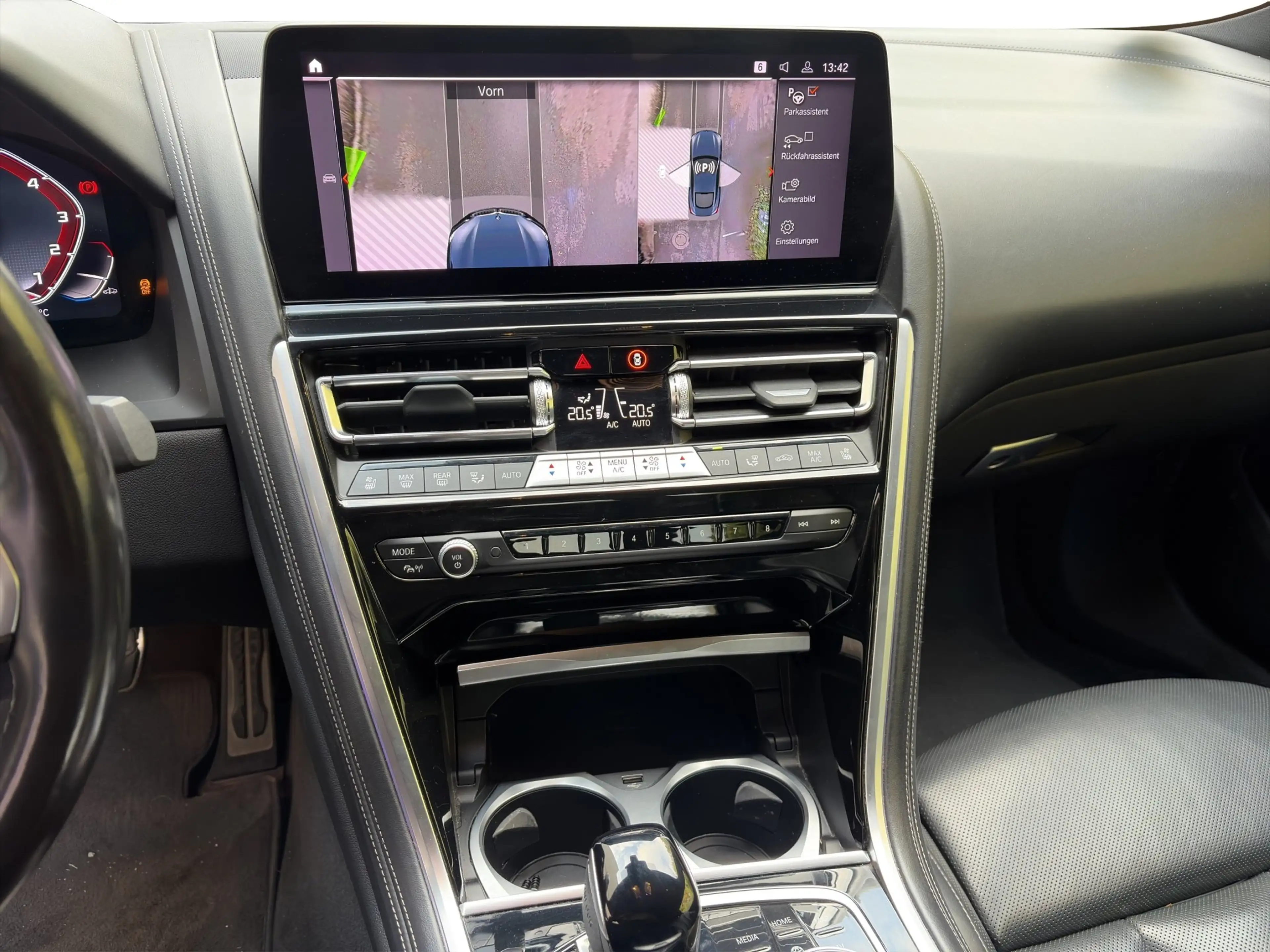 BMW M850 i xDrive Coupé Navi.Laser.ACC.360°.SoftClose — photo 10