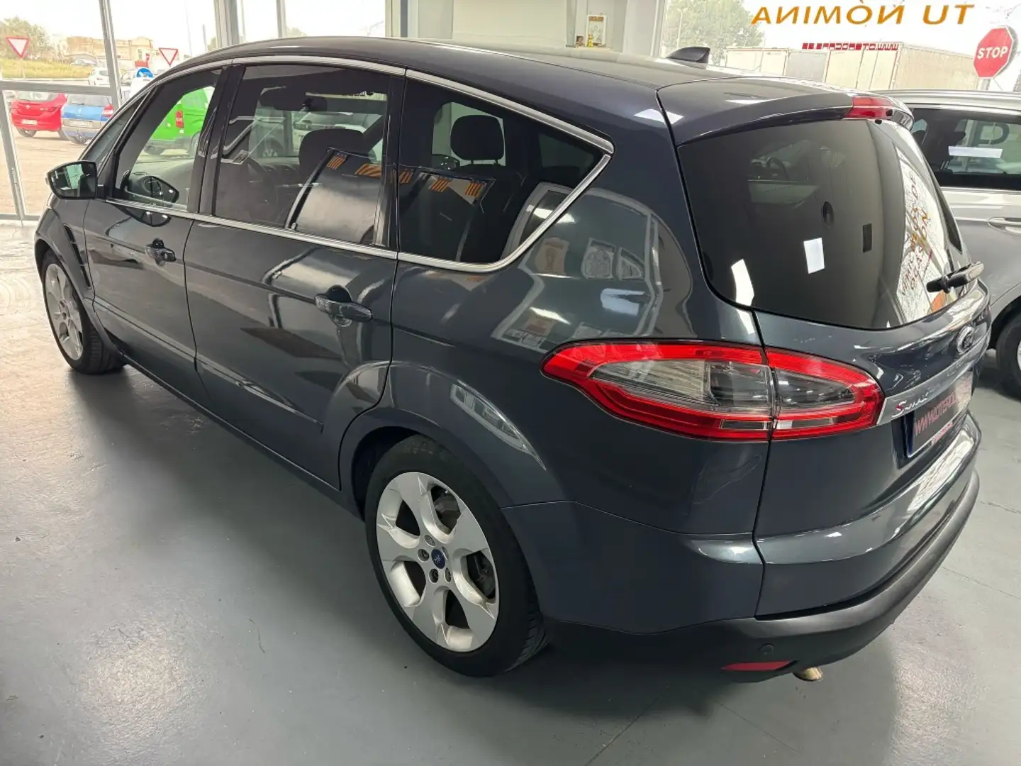 Ford S-Max 2.0TDCI Titanium X 163 Gris - 2