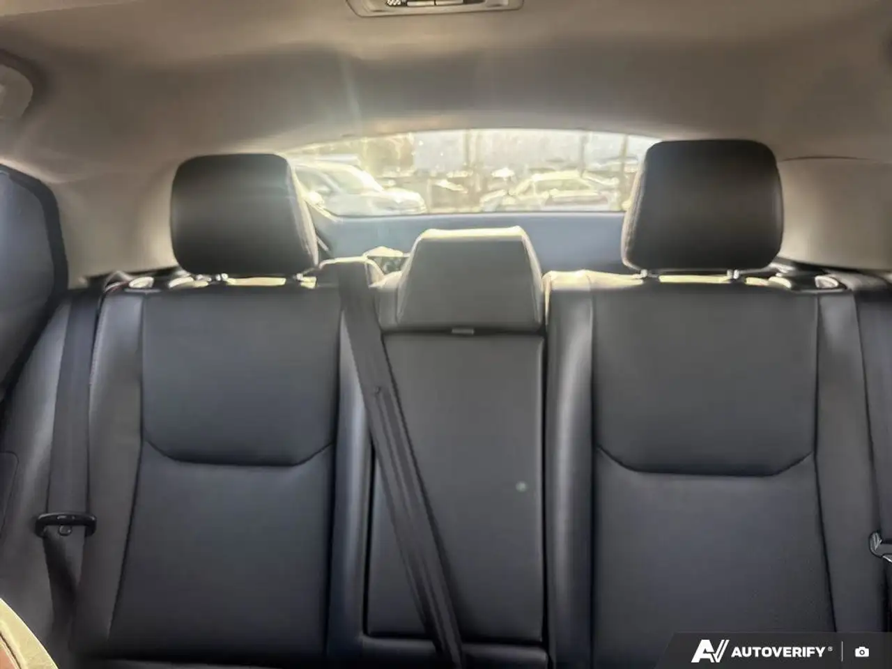 Toyota Prius снимка Toyota Prius