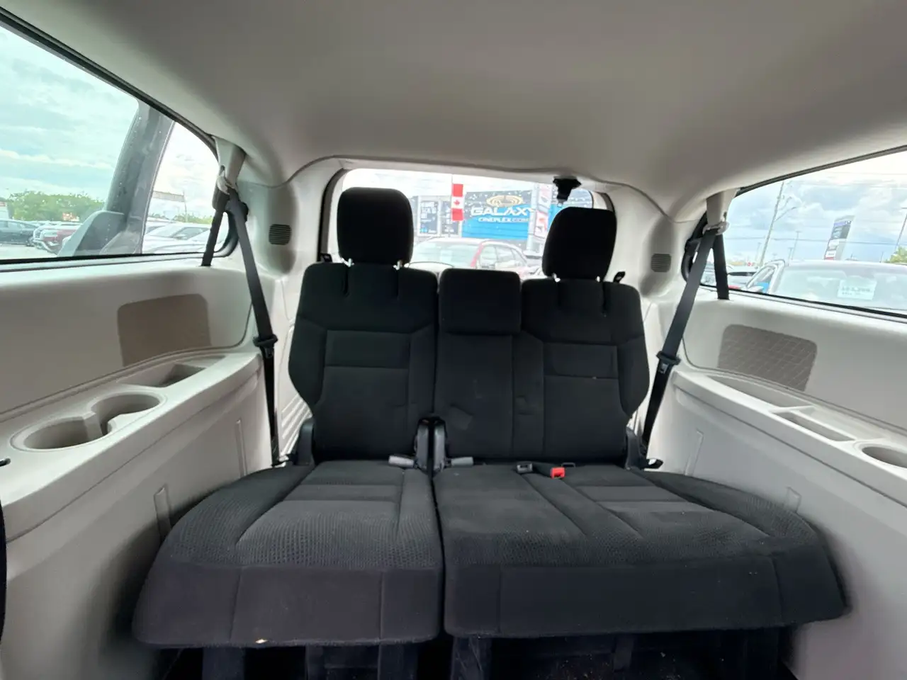 Dodge Grand Caravan снимка Dodge Grand Caravan