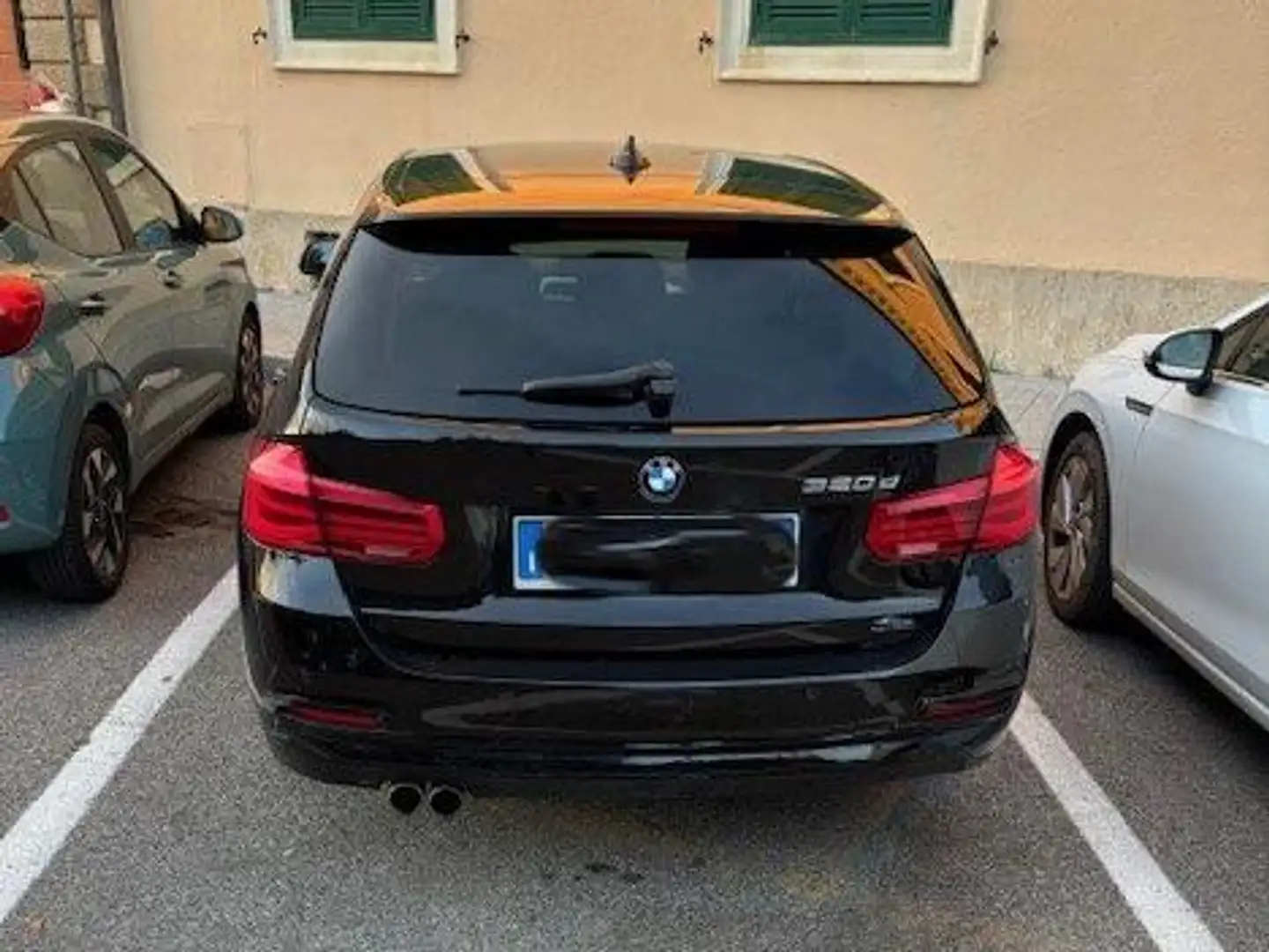 BMW 320 320d Touring Business auto - 1