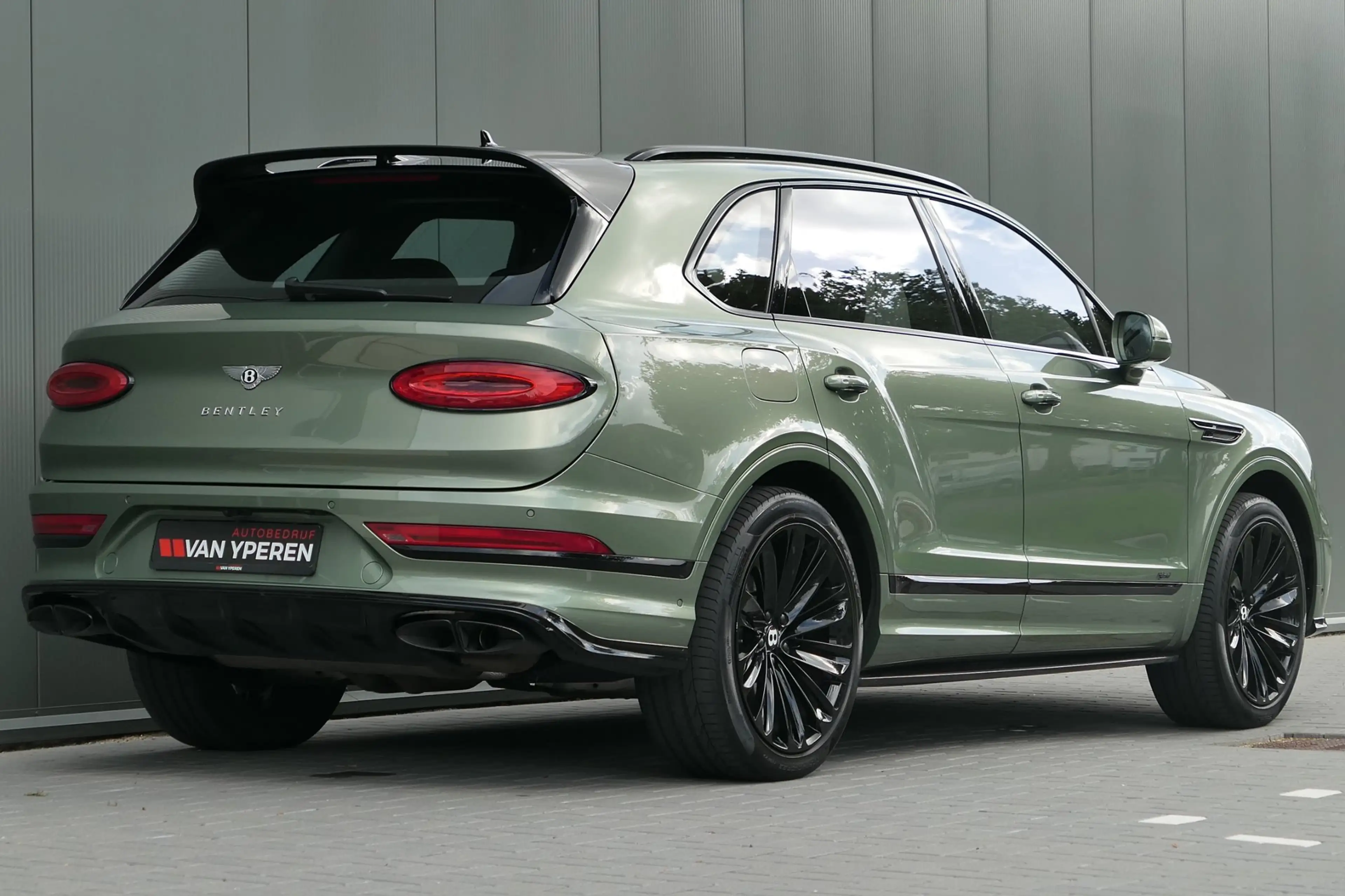 Bentley Bentayga 3.0 V6 Hybrid org. NL Carbon NAIM Massage Panorama — photo 2