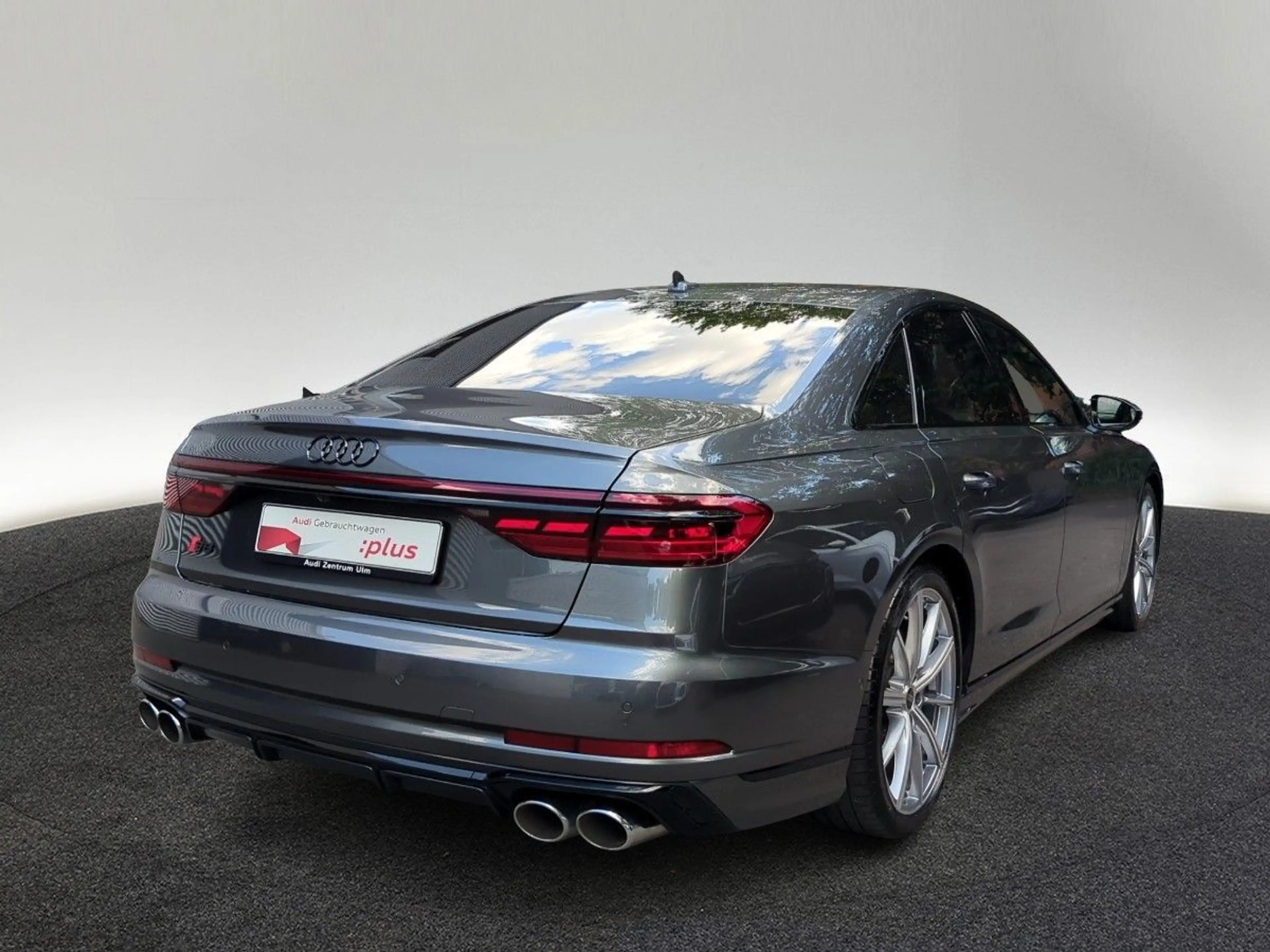 Audi S8 TFSI quattro B&O HuD KERAMIK MATRIX PANO — photo 5