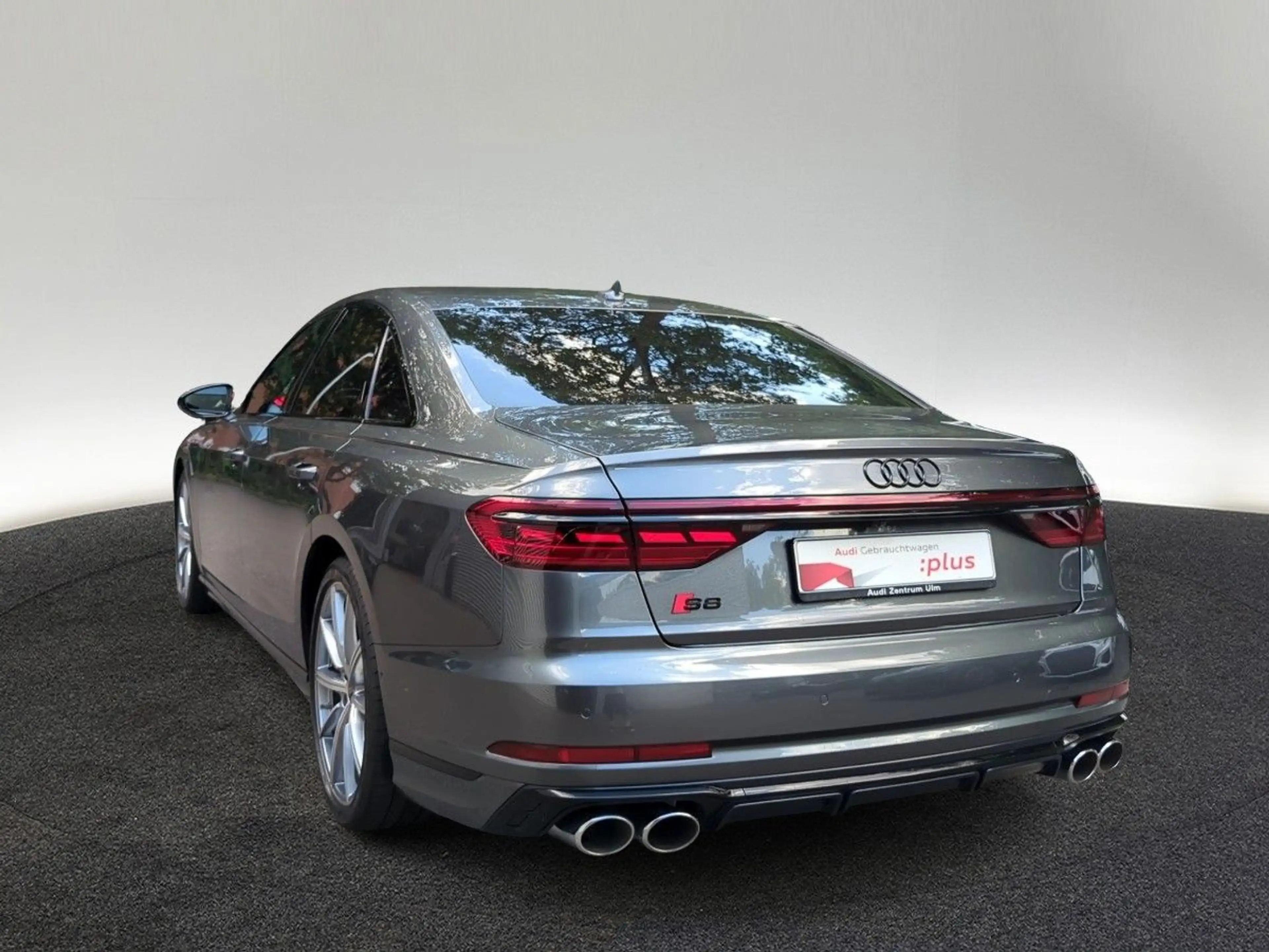 Audi S8 TFSI quattro B&O HuD KERAMIK MATRIX PANO — photo 4