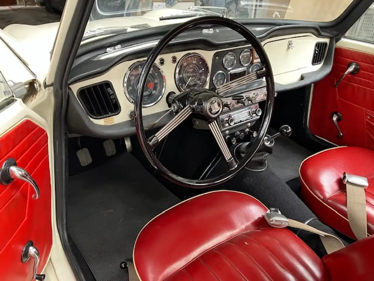 Triumph TR4, foto 7