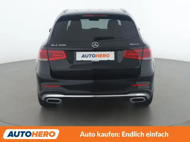 Mercedes-Benz GLC view 5