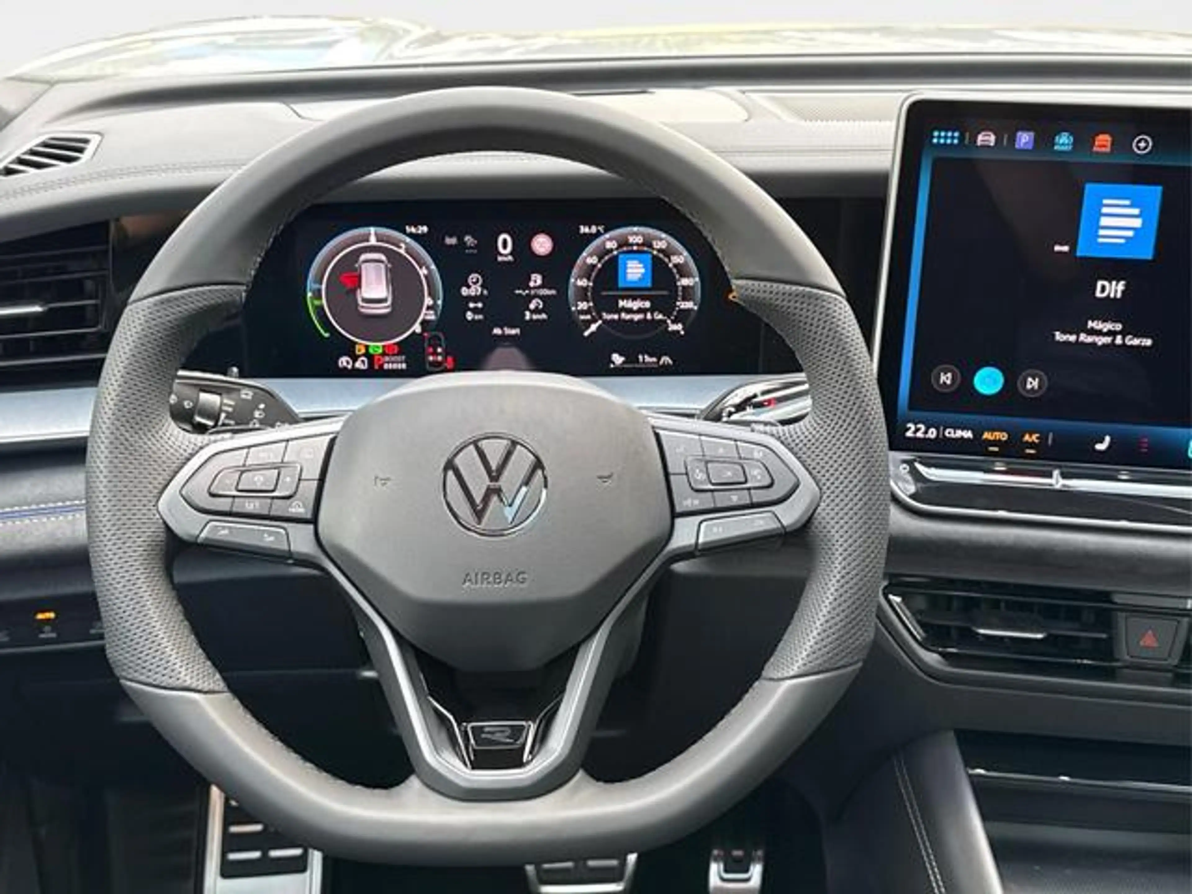 Volkswagen Tayron R-Line PLUG-IN+PANO+AHK+HuD+MATRIX+360... — photo 8