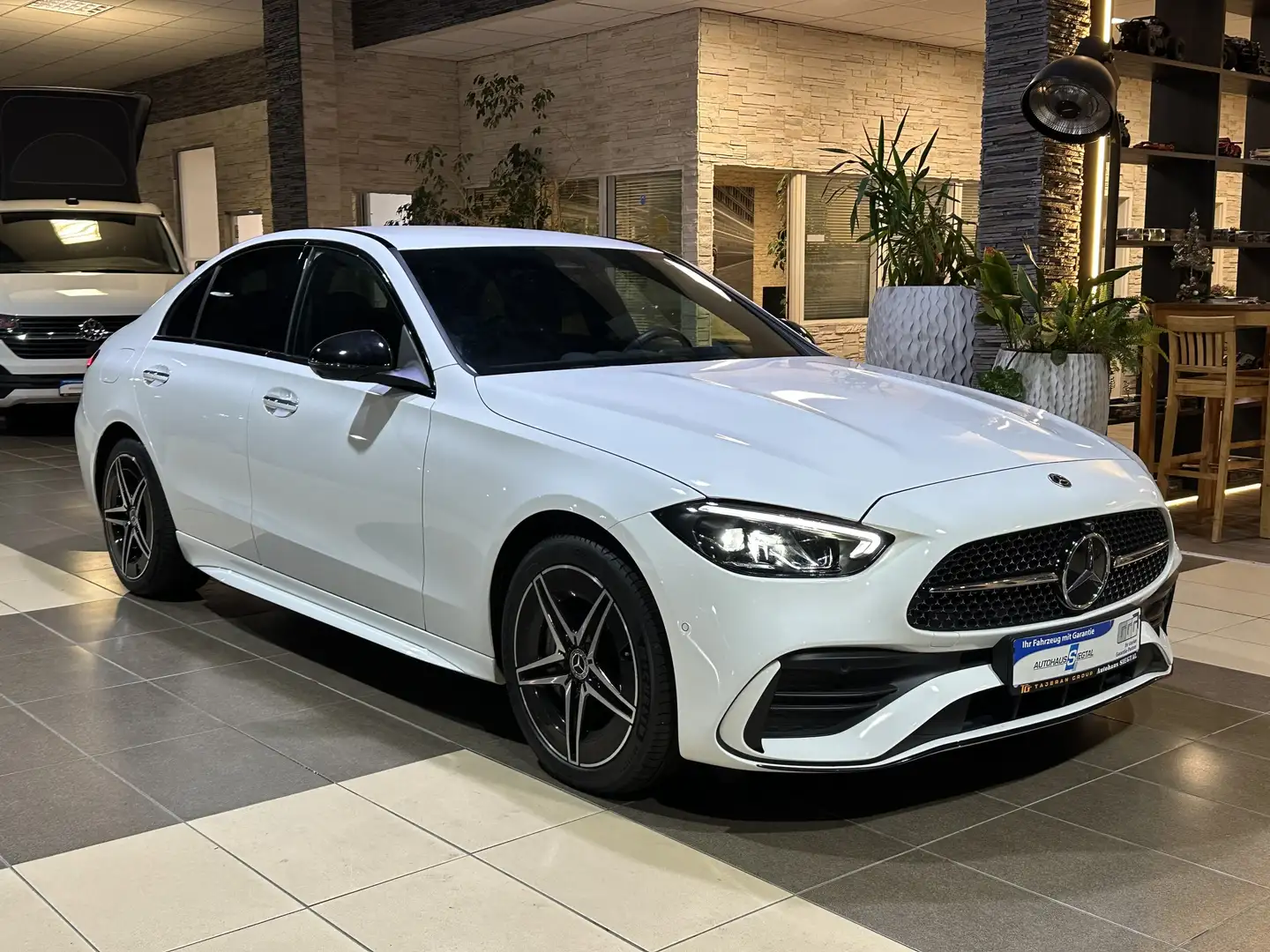 Mercedes-Benz C 300 e AMG-Line Ambiente-Licht LED Distr.+ DAB Blanc - 1