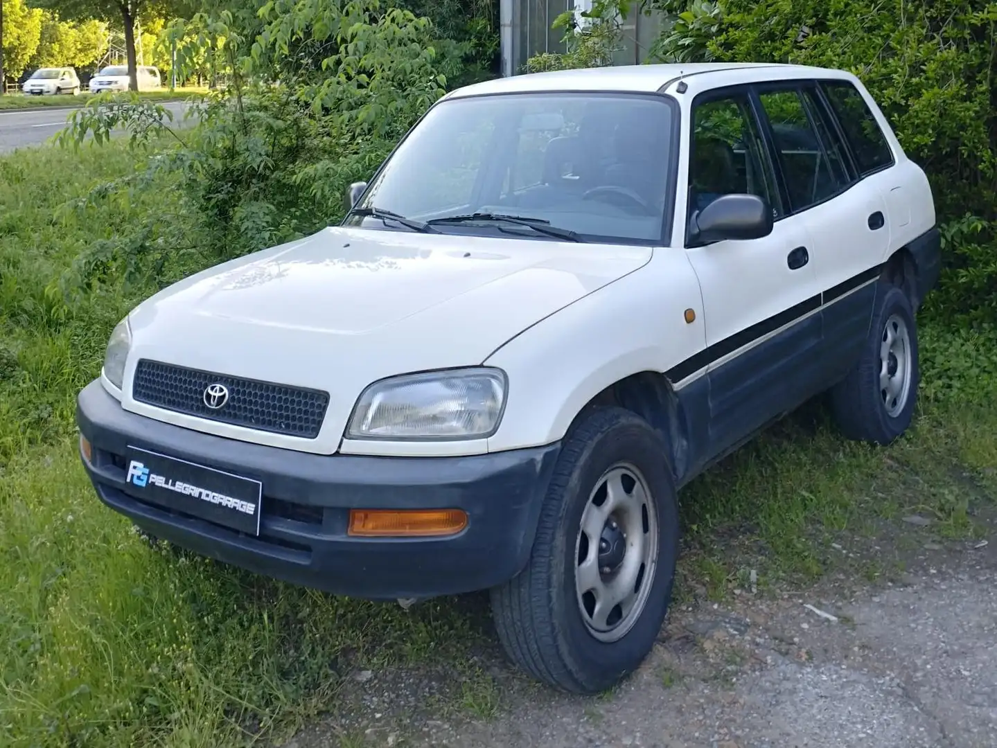 Toyota RAV 4 5p 2.0 GPL 4X4 Bianco - 1