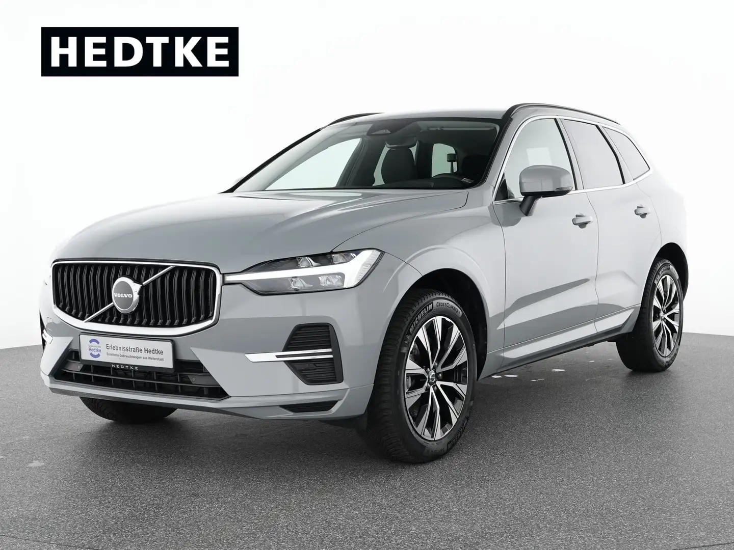 Volvo XC60 B4 Diesel Core 19"+AHK+ACC+WINTER-PAKET Grau - 1