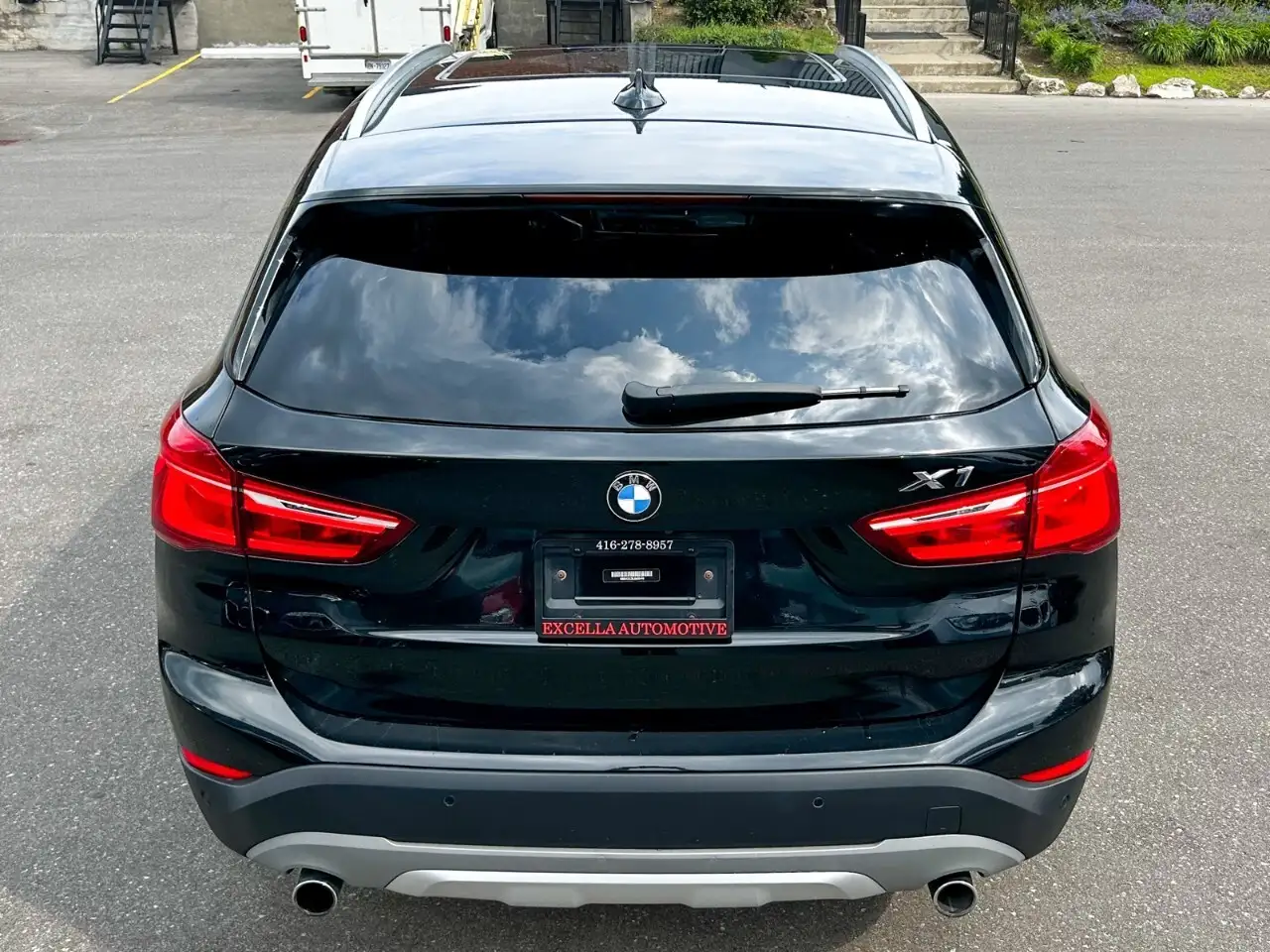 BMW X1 photo BMW X1
