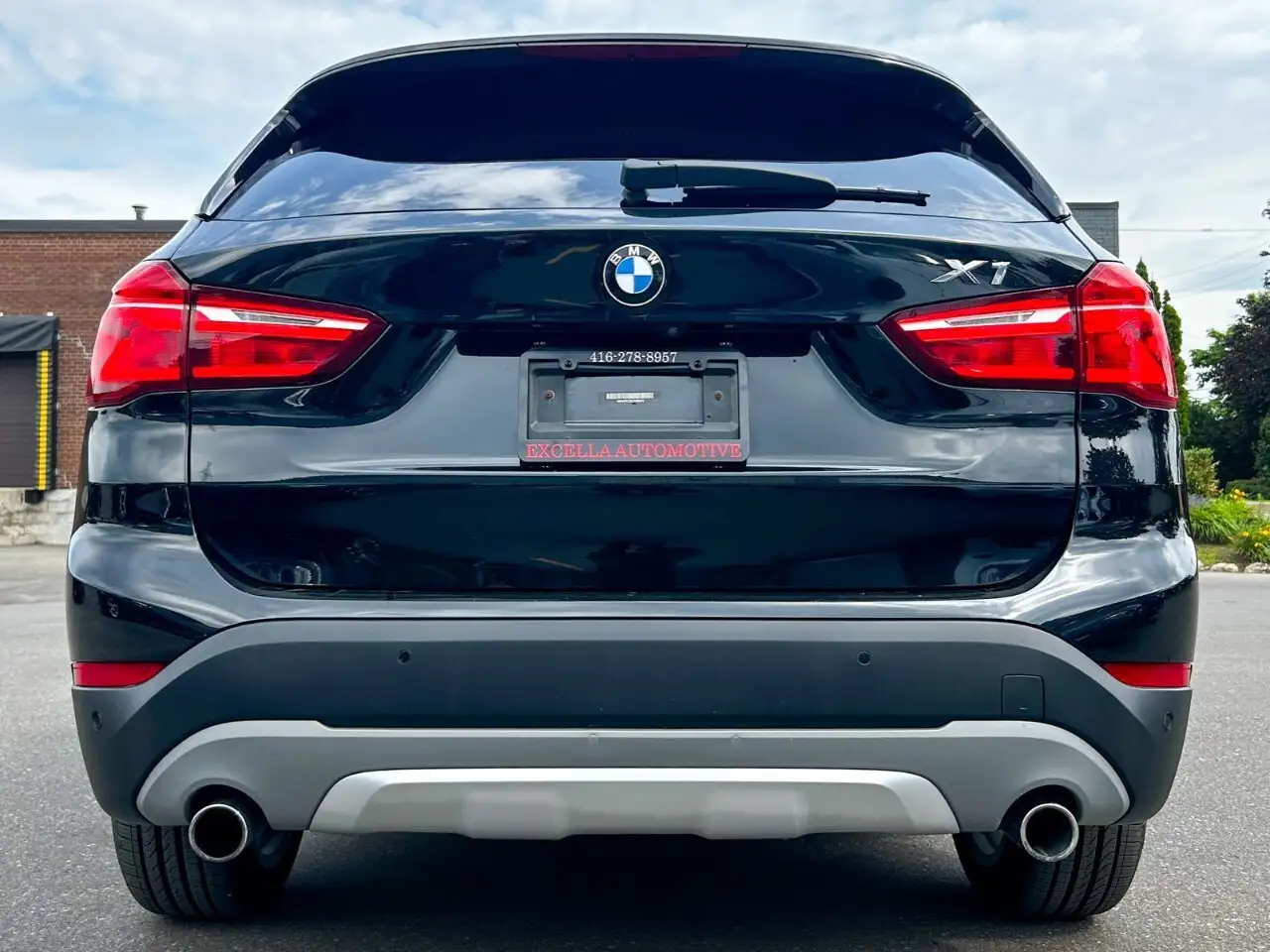 BMW X1 photo BMW X1