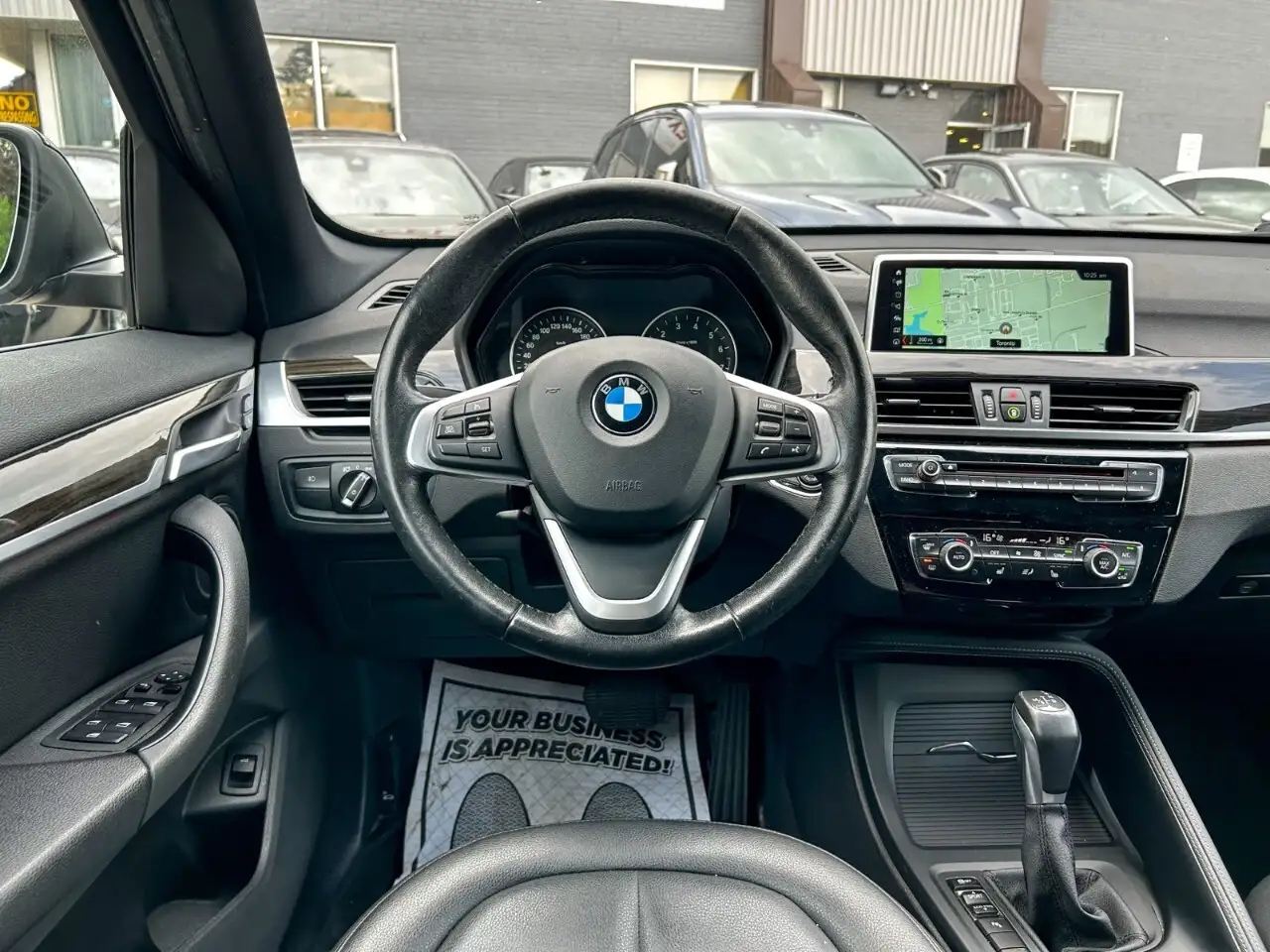 BMW X1 photo BMW X1