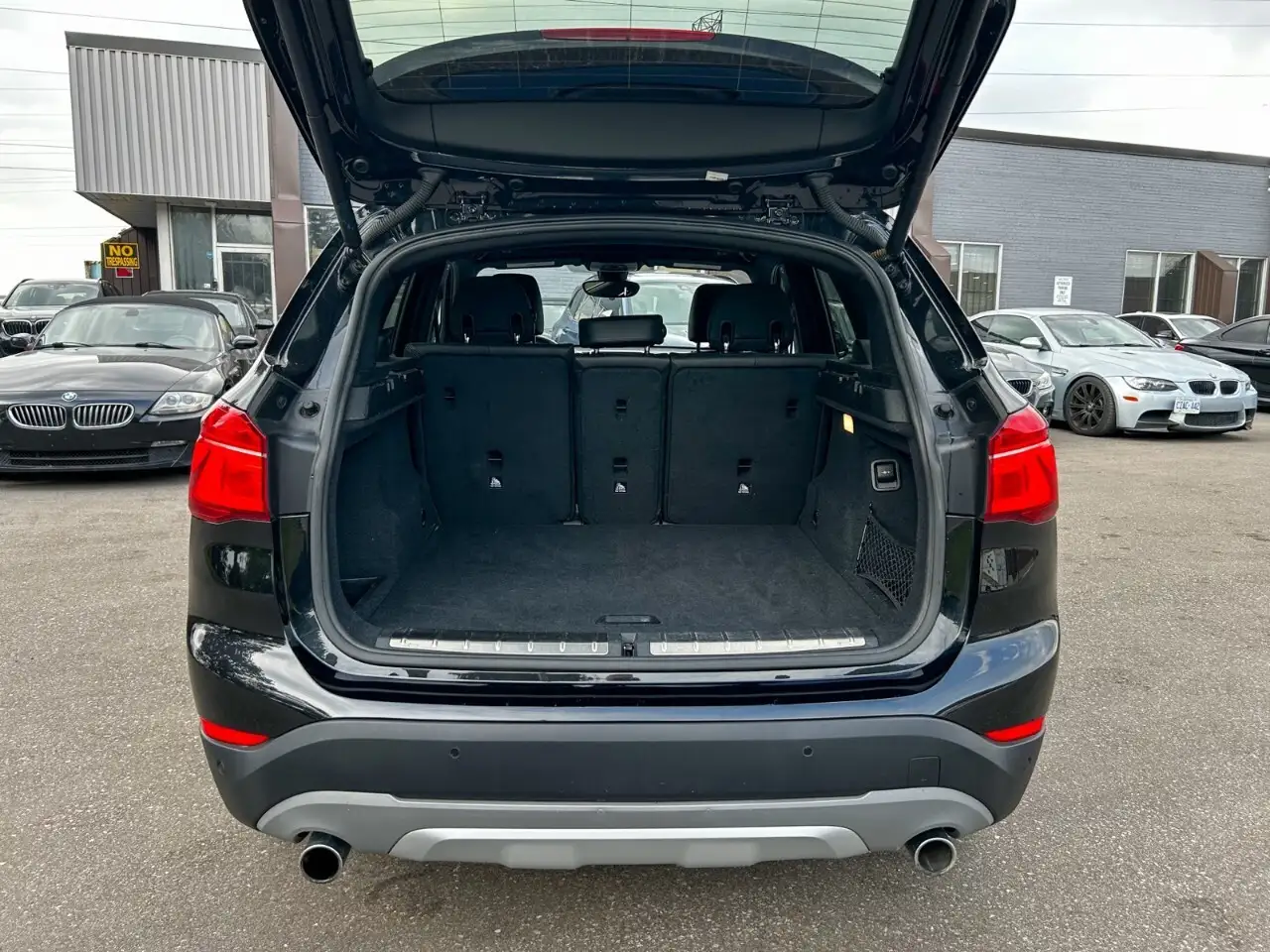 BMW X1 photo BMW X1