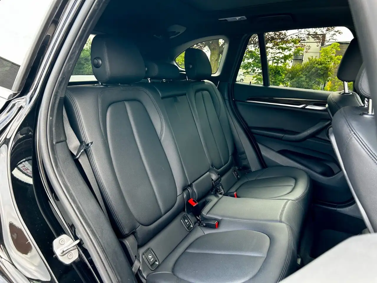 BMW X1 photo BMW X1