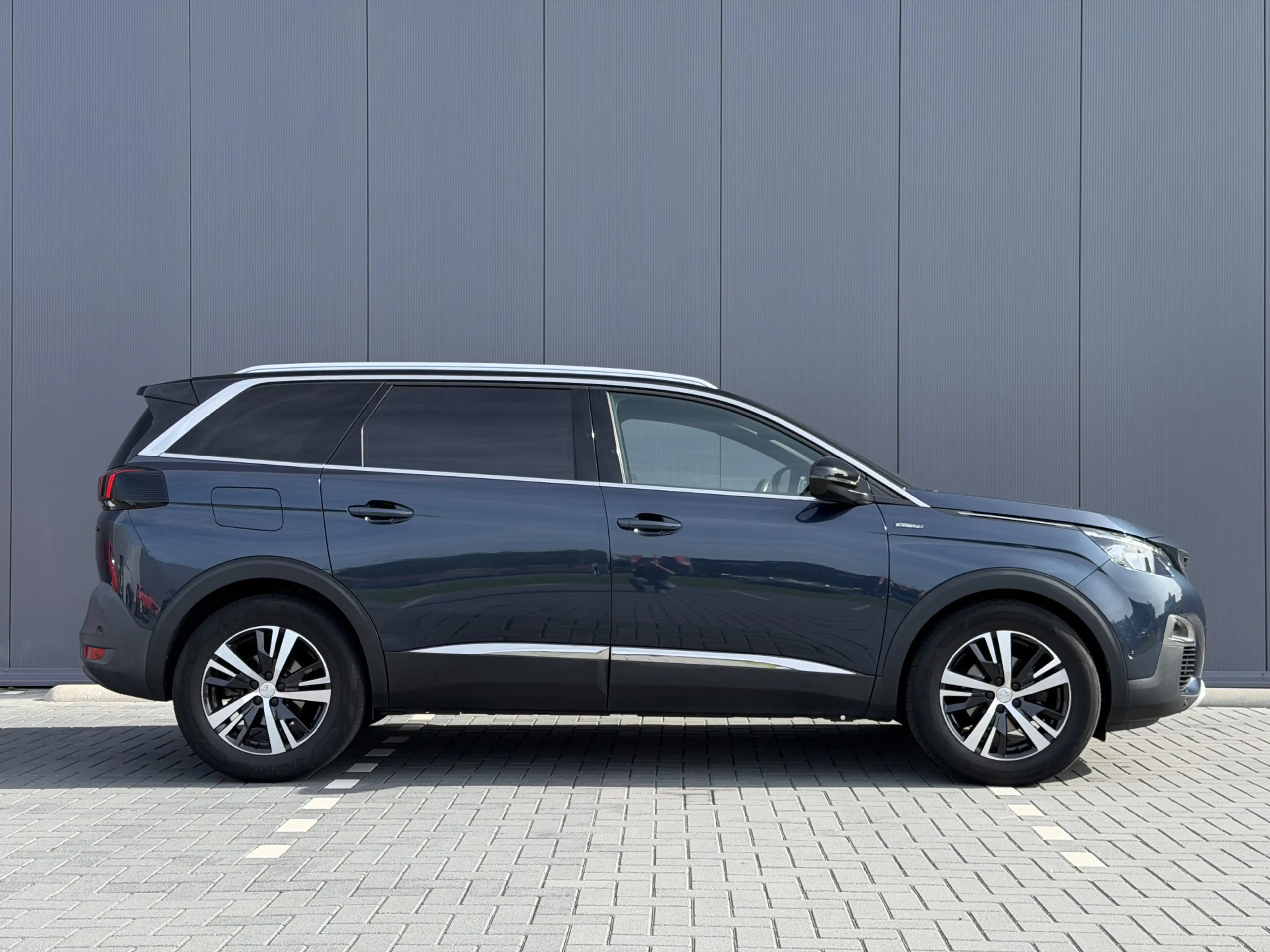Peugeot 5008 1.6 e-THP GT-Line | RIJKLAAR | Park city | Trekhaa — photo 9