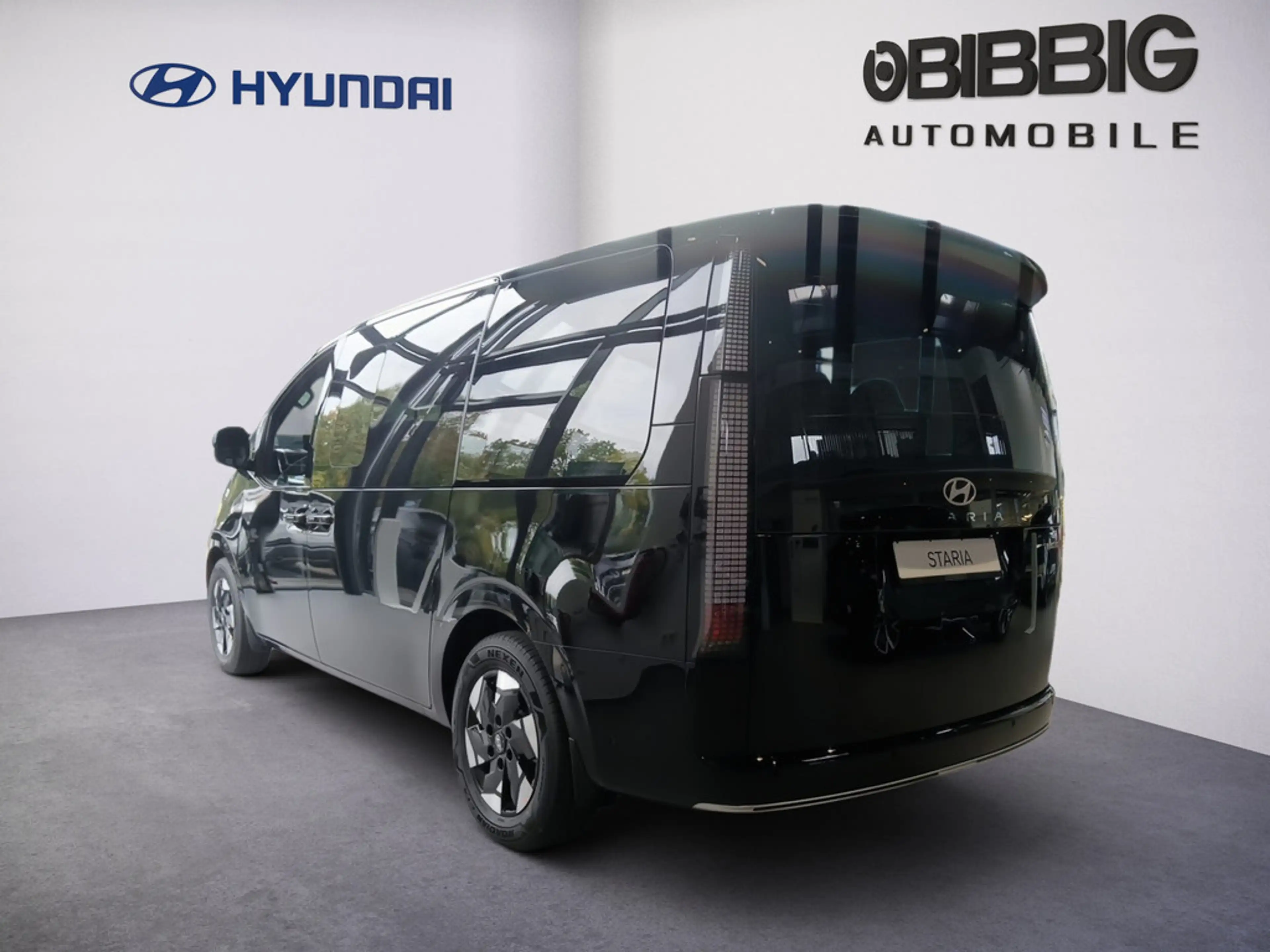 Hyundai STARIA Caligraphy Elektro 84Wh 7 Sitzer — photo 4
