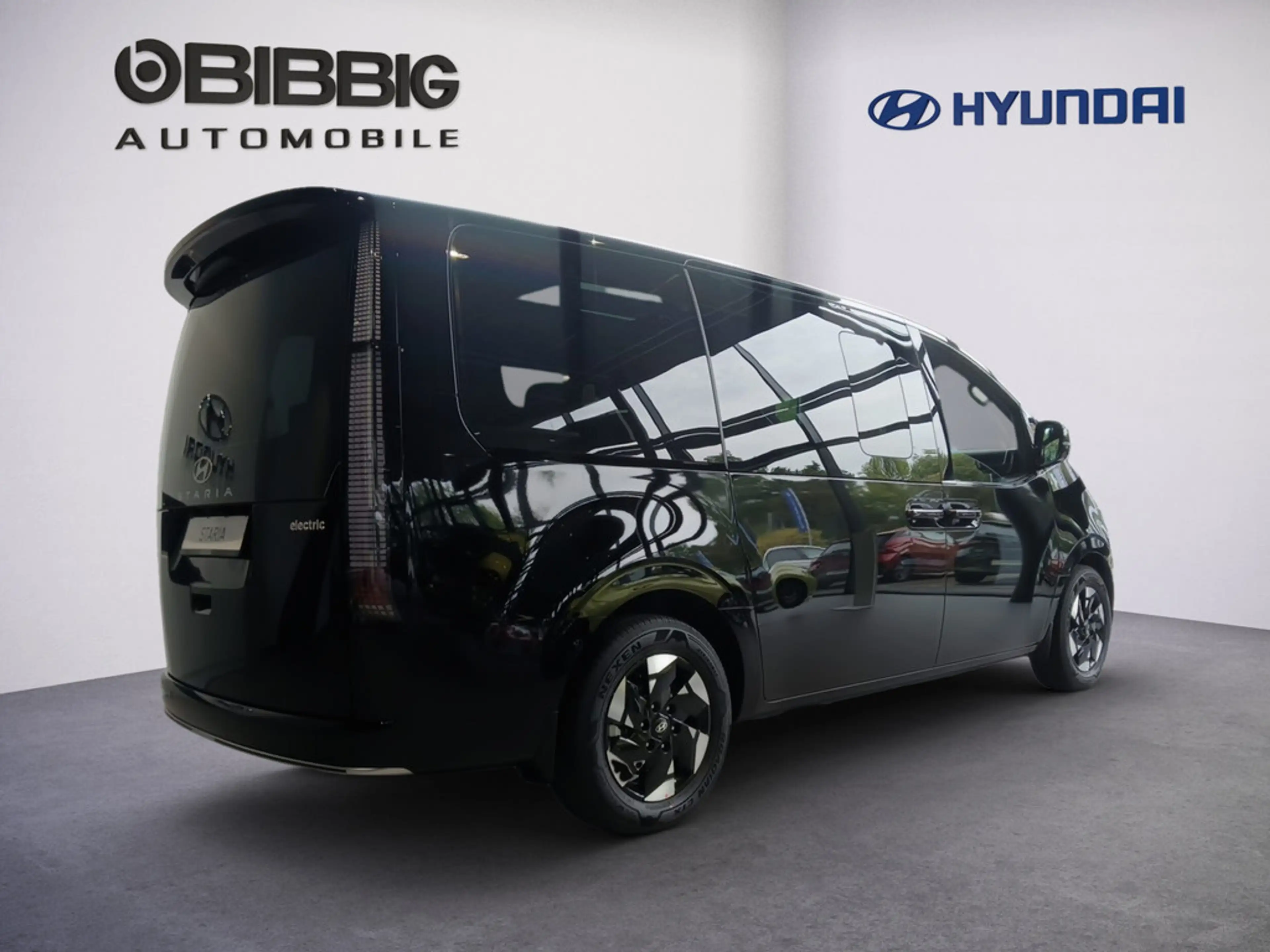 Hyundai STARIA Caligraphy Elektro 84Wh 7 Sitzer — photo 3