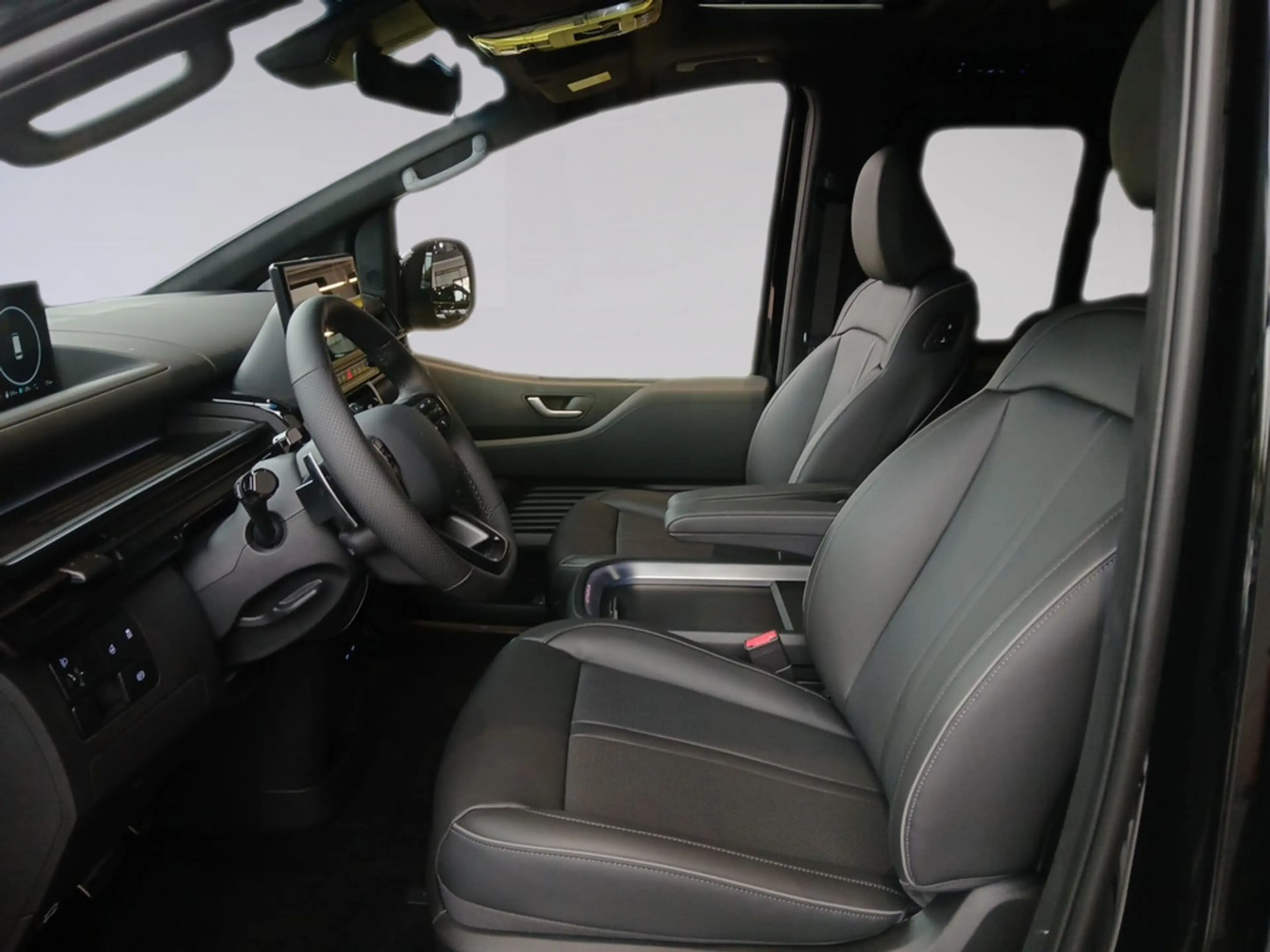 Hyundai STARIA Caligraphy Elektro 84Wh 7 Sitzer — photo 8