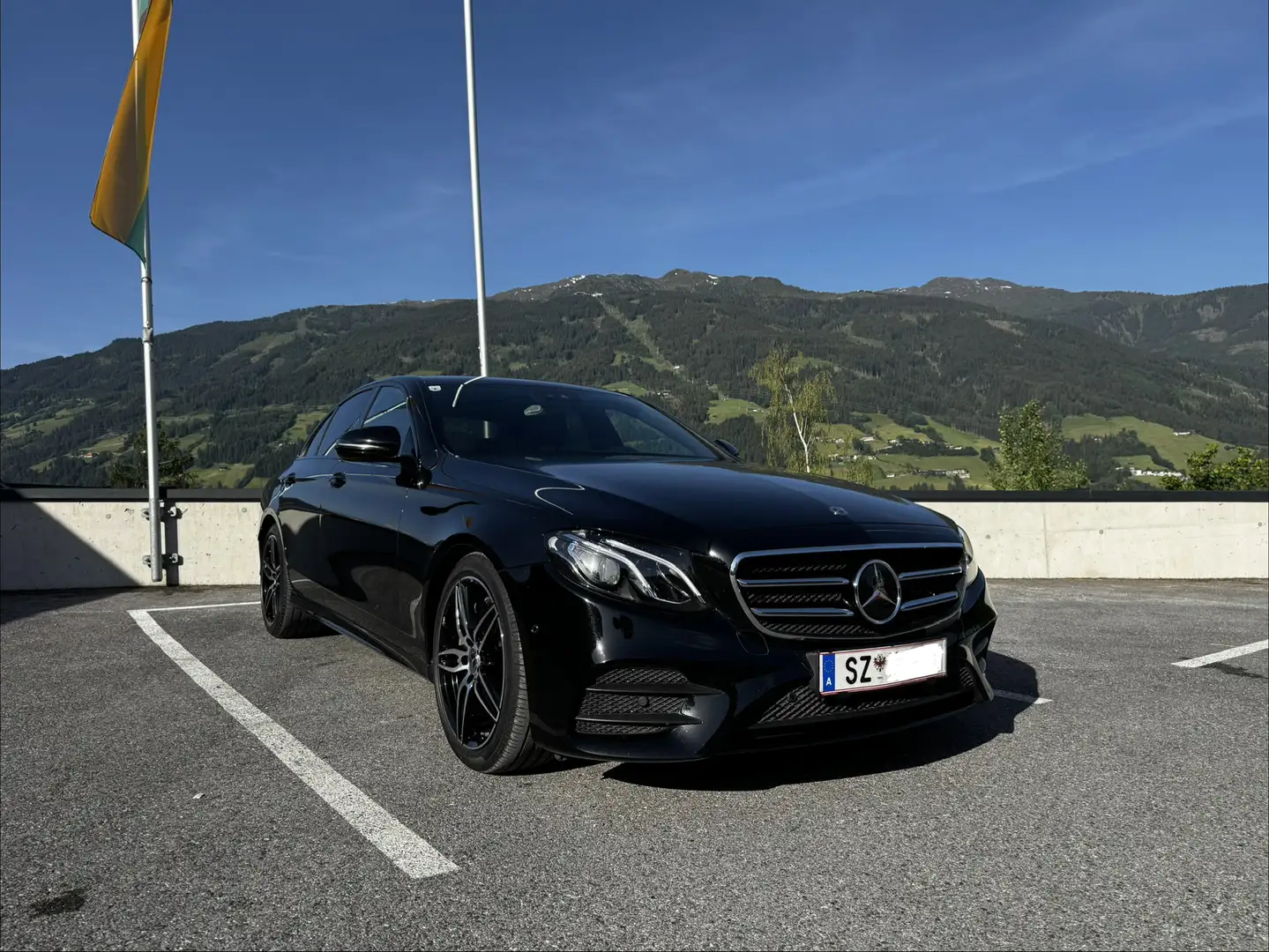 Mercedes-Benz E 350 d Avantgarde Aut. AMG-Line 2018 Erstbesitz-Neuzust - 2