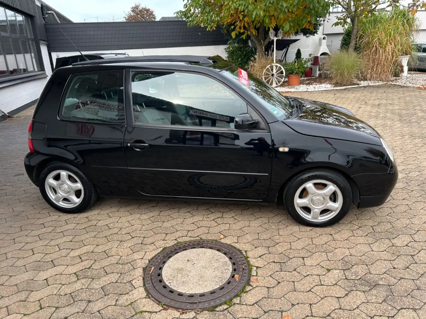 Volkswagen Lupo 1.4 44kW Comfortline. Mit Faltdach Černá - 2