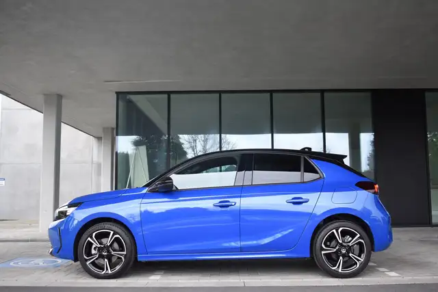 Opel Corsa view 4