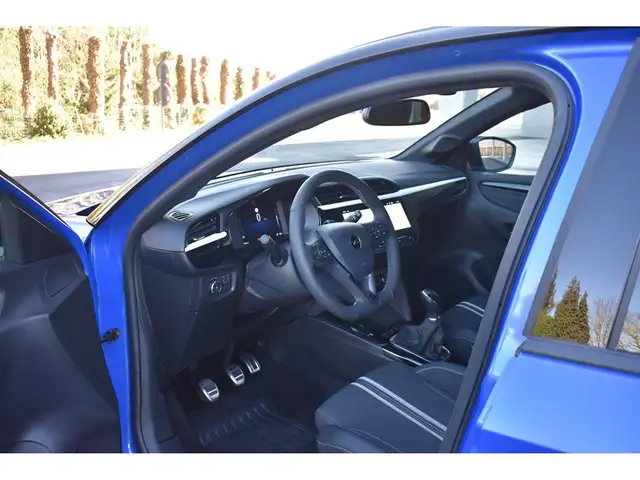 Opel Corsa view 11