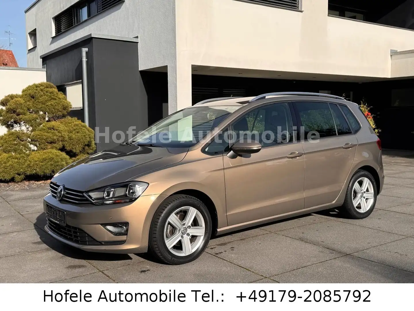 Volkswagen Golf Sportsvan VII*TEMPO/KLIMA/SHZ/1.HAND* Gold - 1