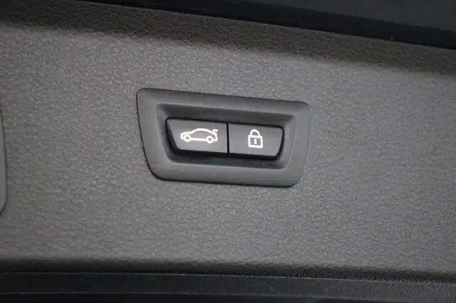 BMW 2 Series view 13