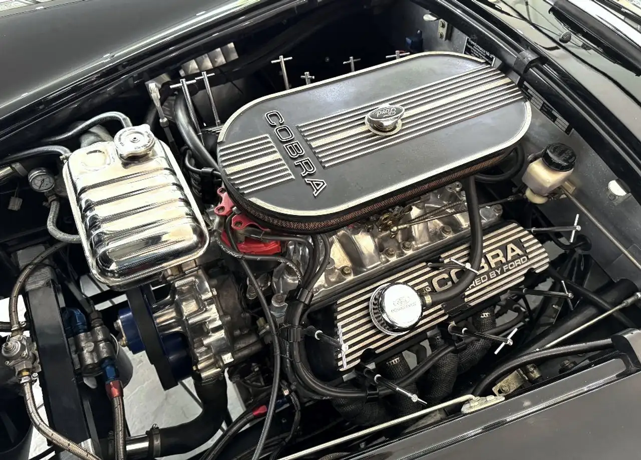 AC Cobra 427 Shelby Cobra 7.0 Liter V8 551 PS by Superformance, foto 4