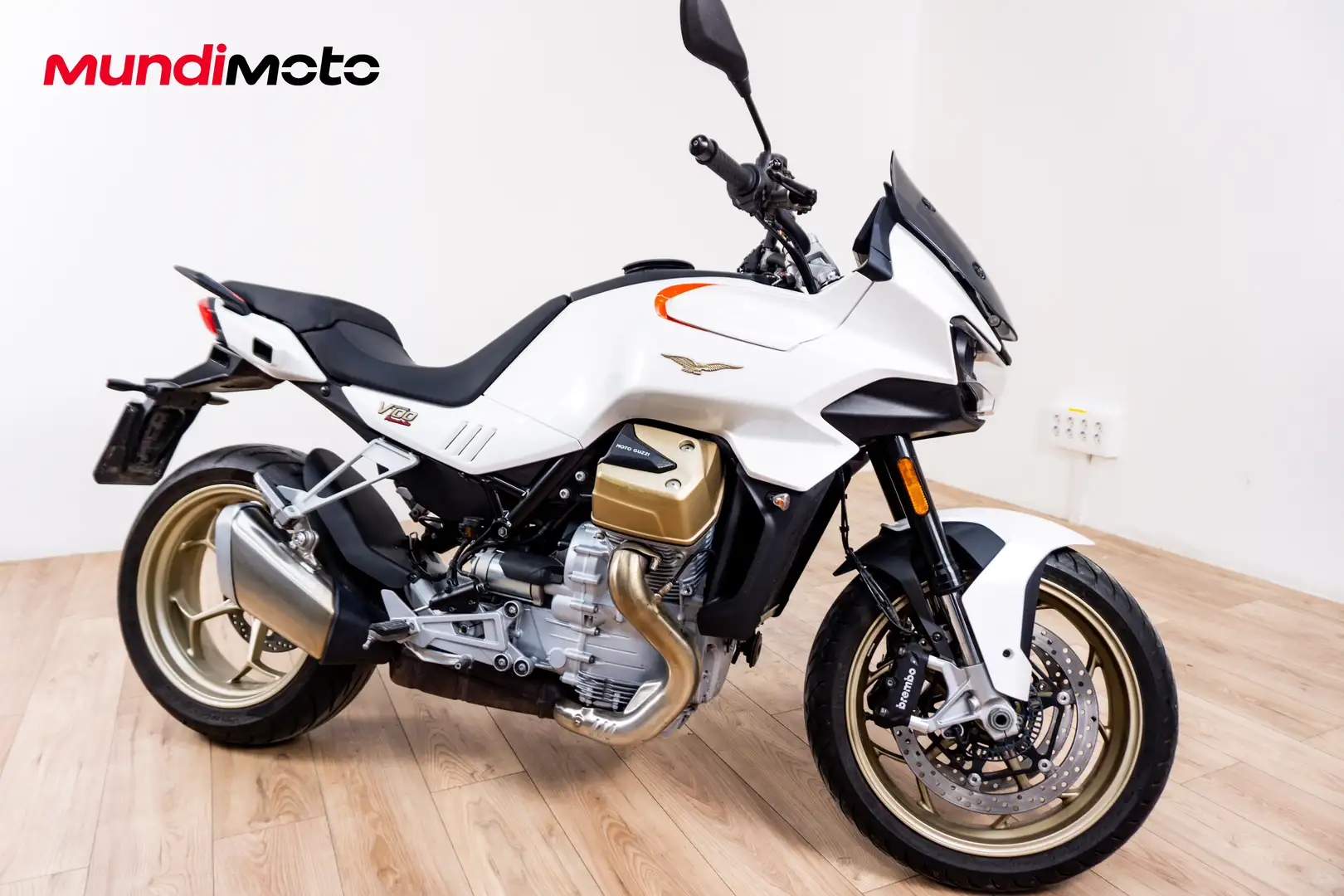 Moto Guzzi V 100 - 2
