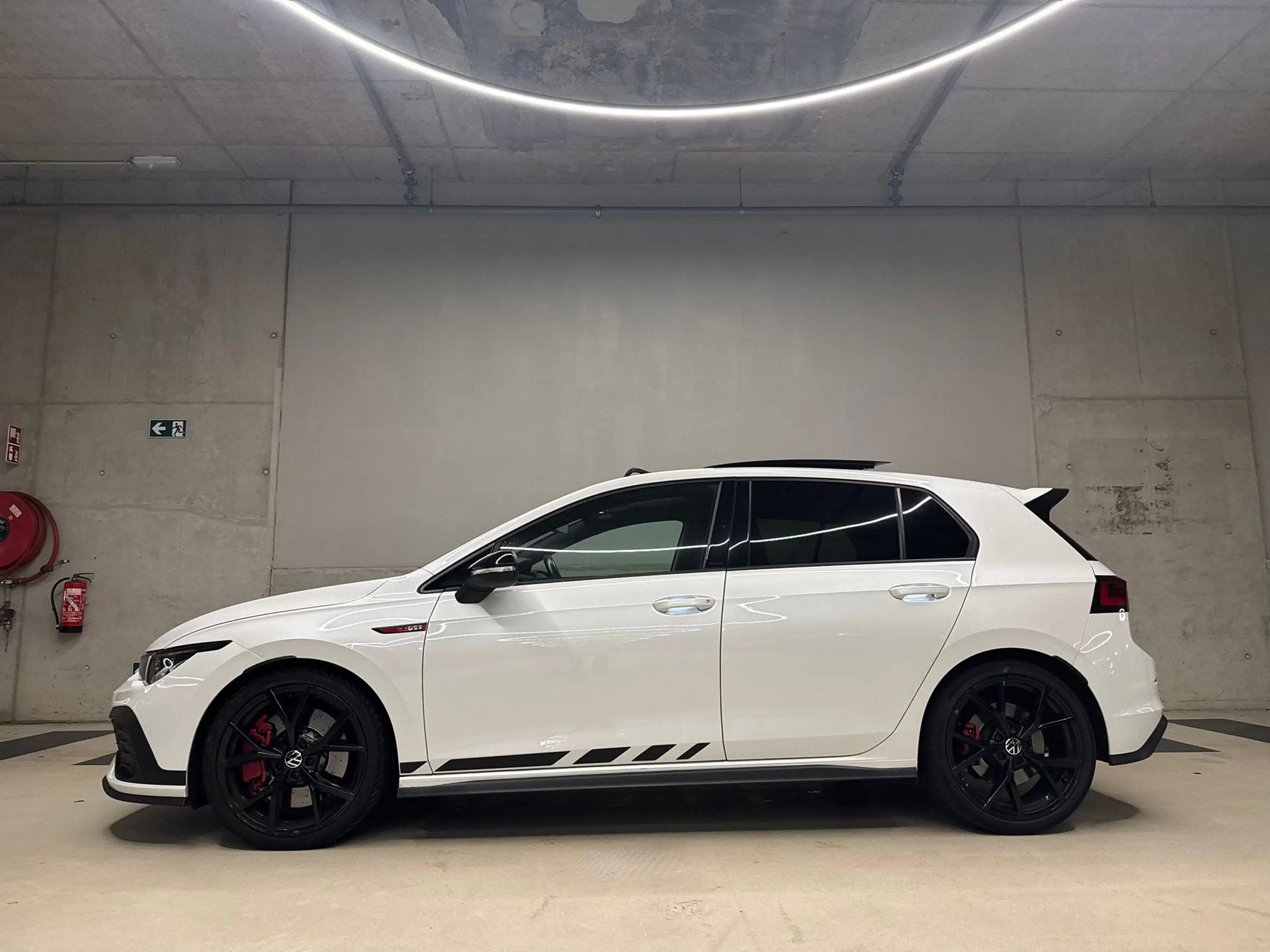 Volkswagen Golf GTI Golf 2.0 TSI GTI Clubsport OPF DSG — photo 7